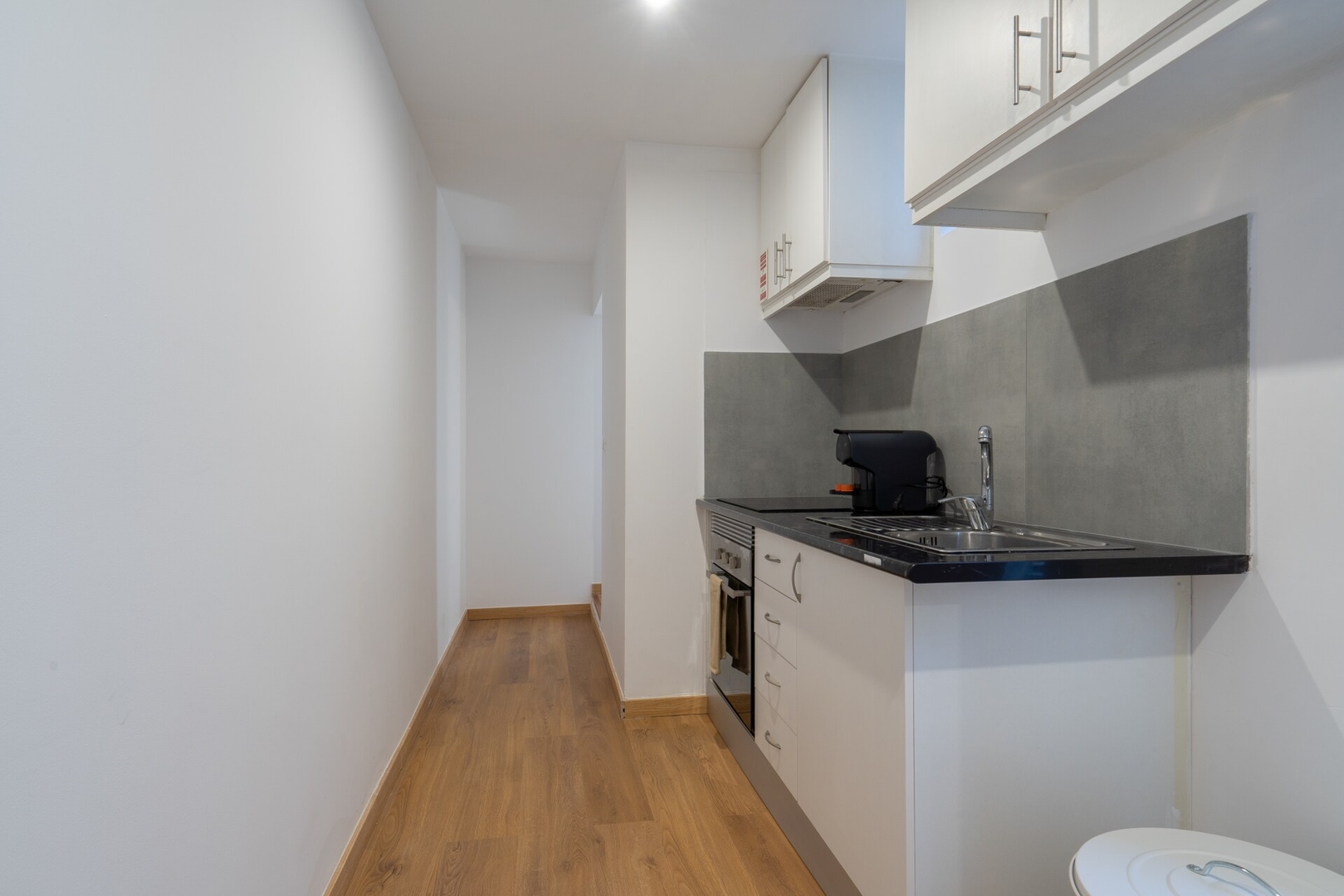 Host Wise - Peaceful & Bright Flat | Rocky Terrace 19 Host Wise Booking
