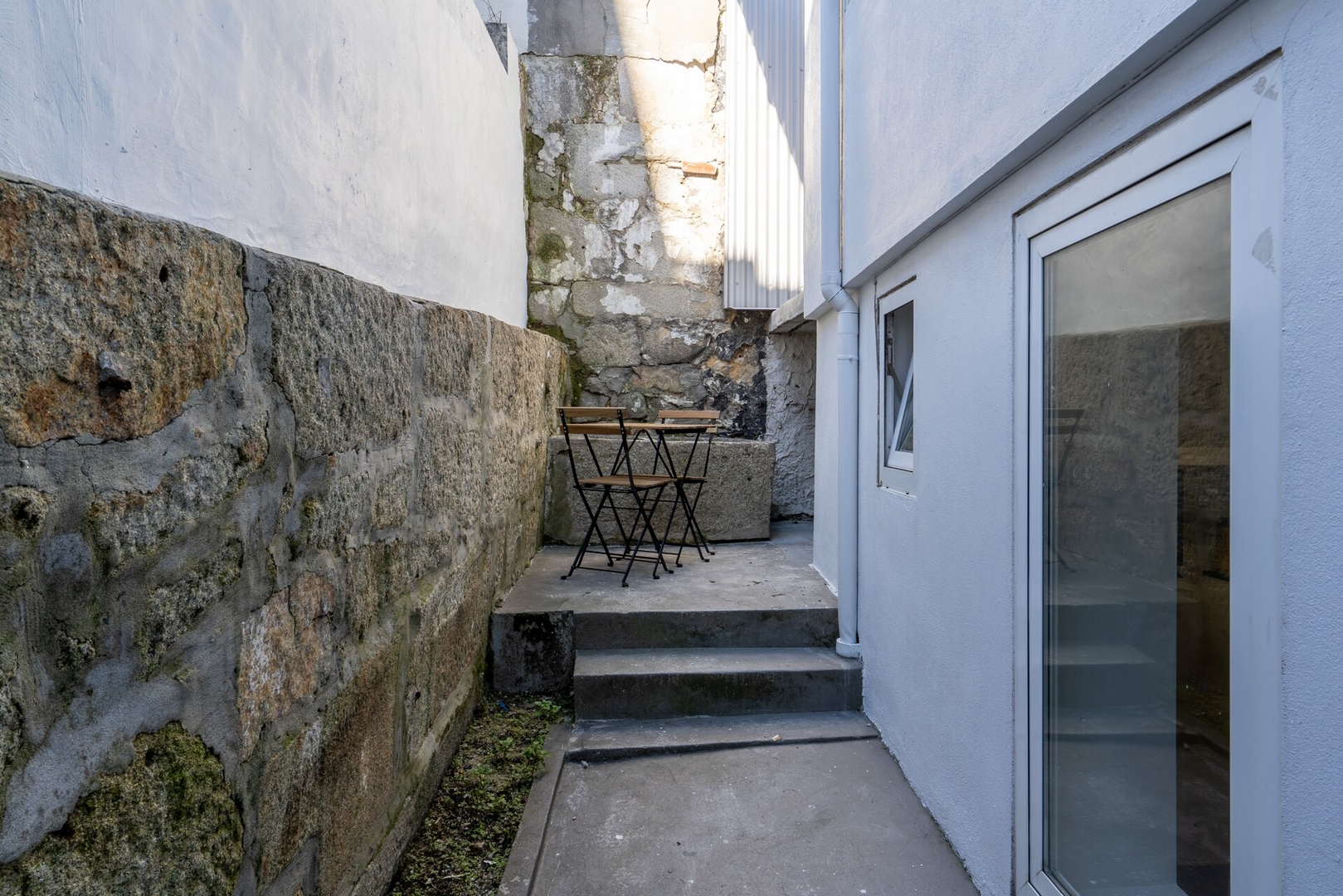 Host Wise - Peaceful & Bright Flat | Rocky Terrace 12 Host Wise Booking