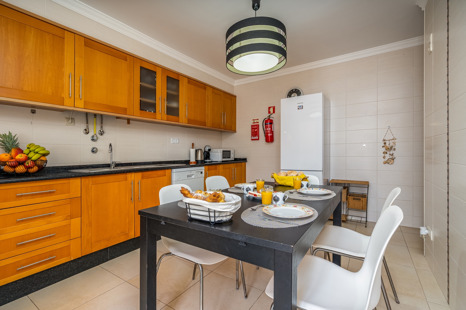 Bright & Spacious Flat by HostWise 2 Host Wise Booking