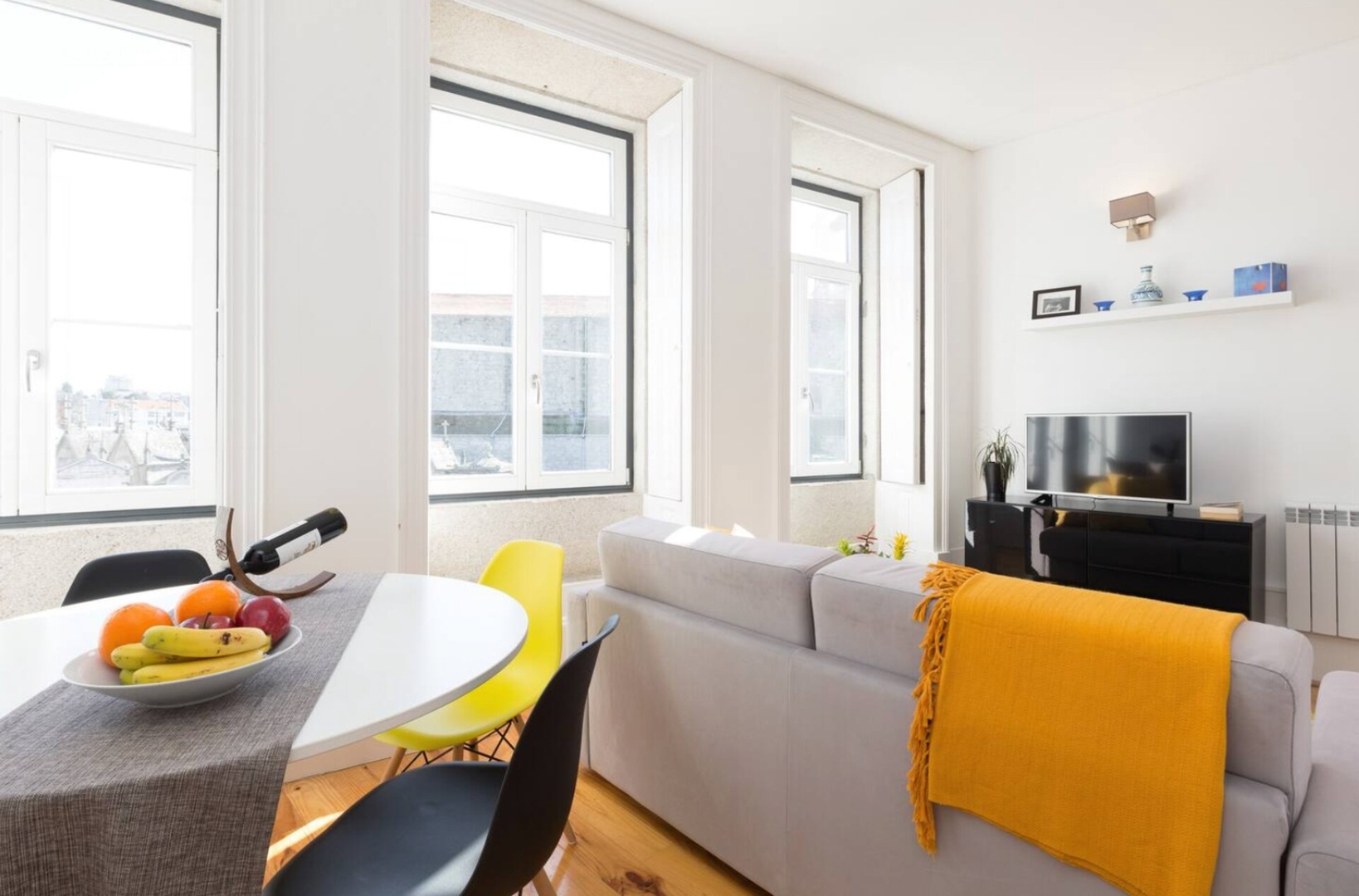 Central Sunny Flat - Prime Location by HostWise 2 Host Wise Booking