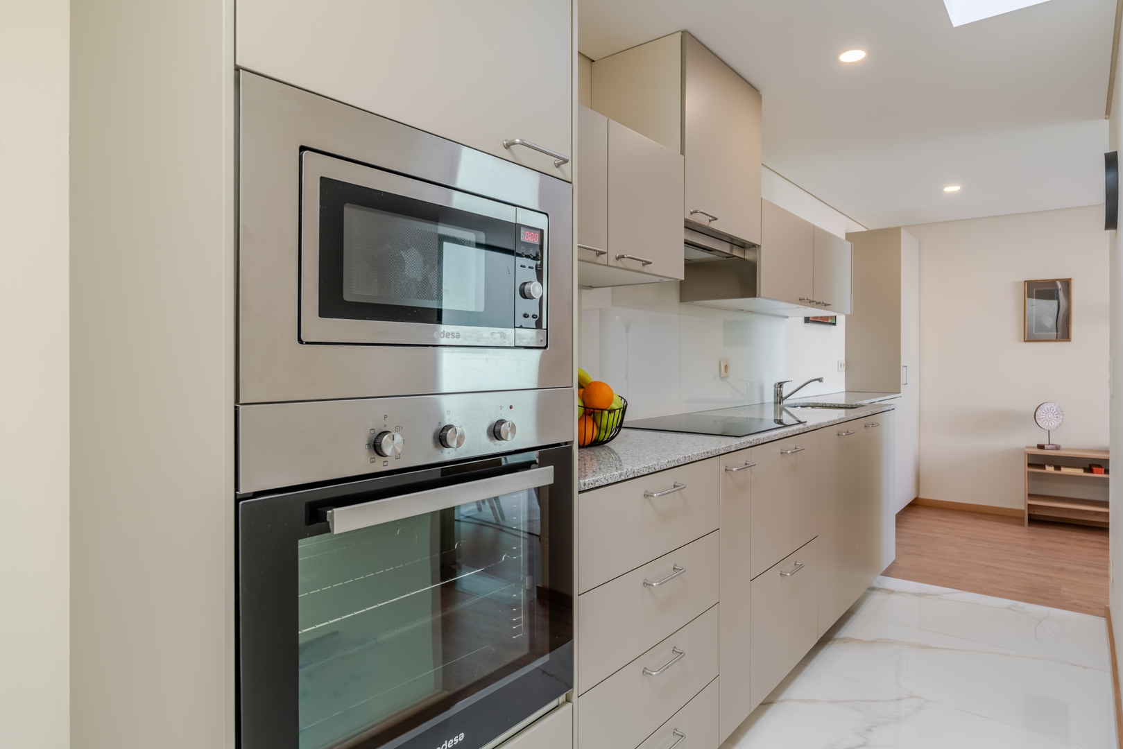 Sunlit Apartments in Foz do Douro by HostWise 104 Host Wise Booking