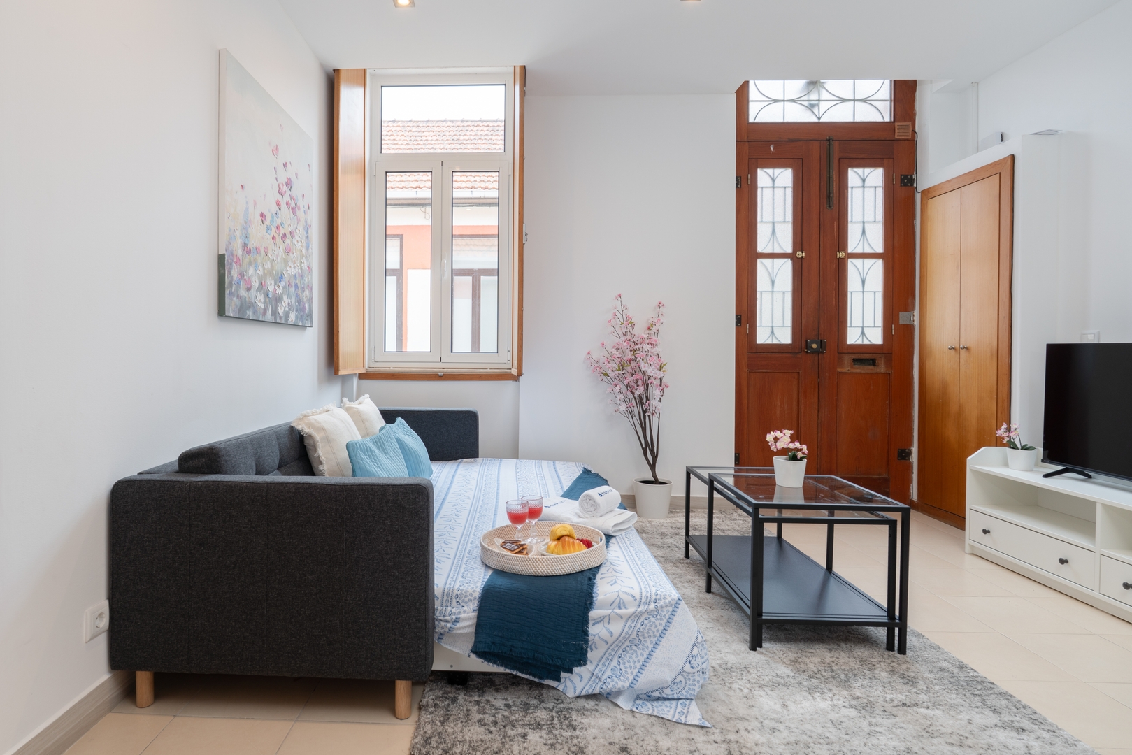 Traditional House with Terrace by HostWise 19 Host Wise Booking