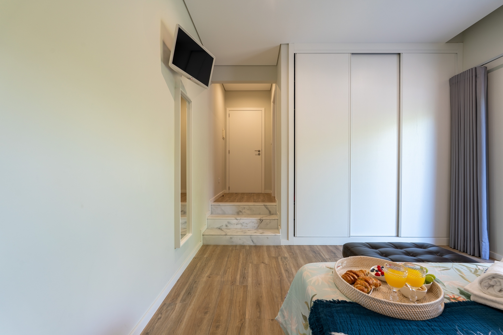 HostWise – Douro View Villa w/ 10 Suites & Pool 31 Host Wise Booking