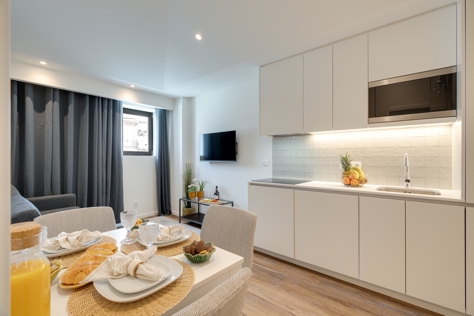 Stylish Comfort at Marquesa Palace by HostWise 20 Host Wise Booking