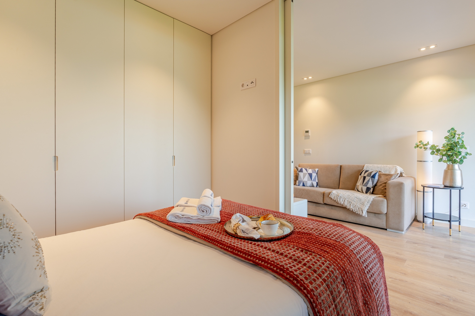 Studio w/ Balcony, Pool & Gym in Antas by HostWise 8 Host Wise Booking