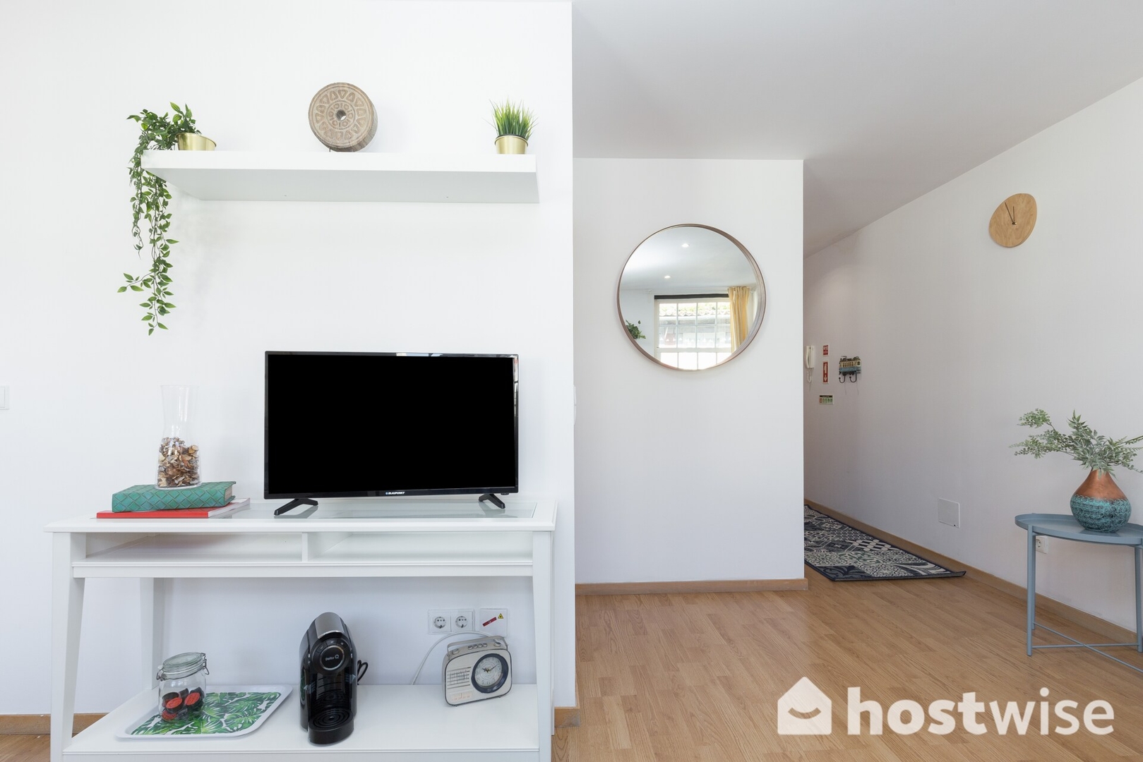 HostWise - Charming Sunny Flat | Batalha 8 Host Wise Booking