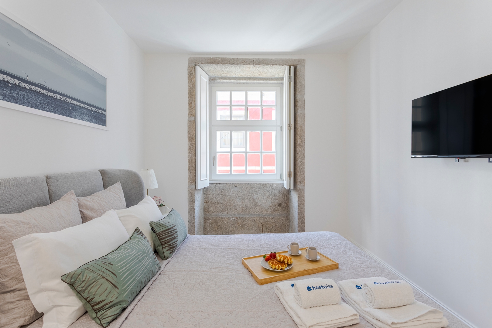 Modern & Trendy Flat by HostWise 5 Host Wise Booking