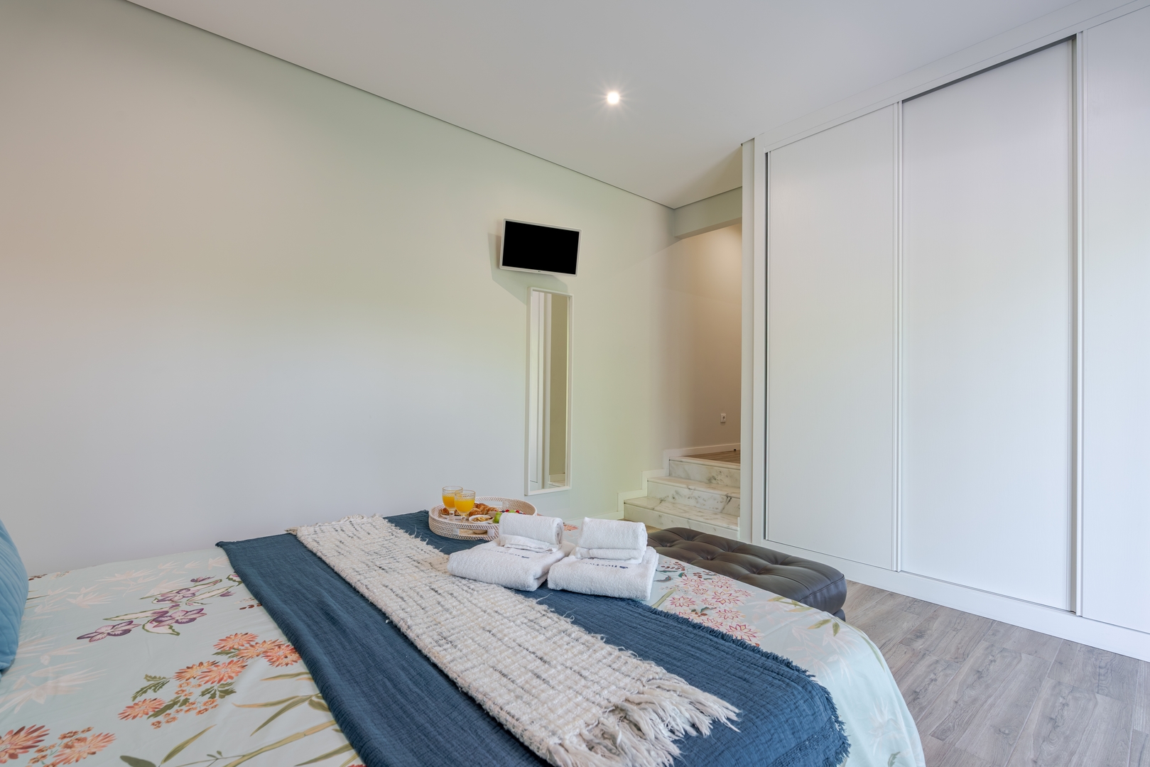 HostWise – Douro View Villa w/ 10 Suites & Pool 32 Host Wise Booking