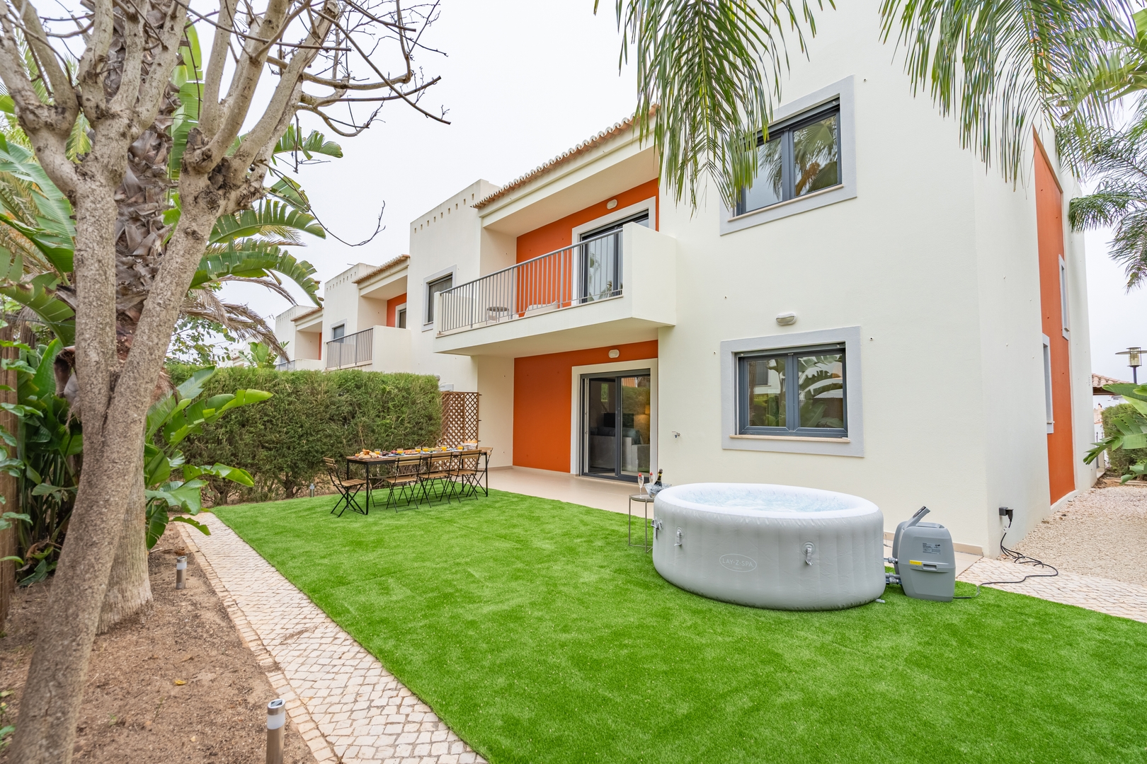 Grand Villa w/ Garden, Pool & Jacuzzi by HostWise 21 Host Wise Booking