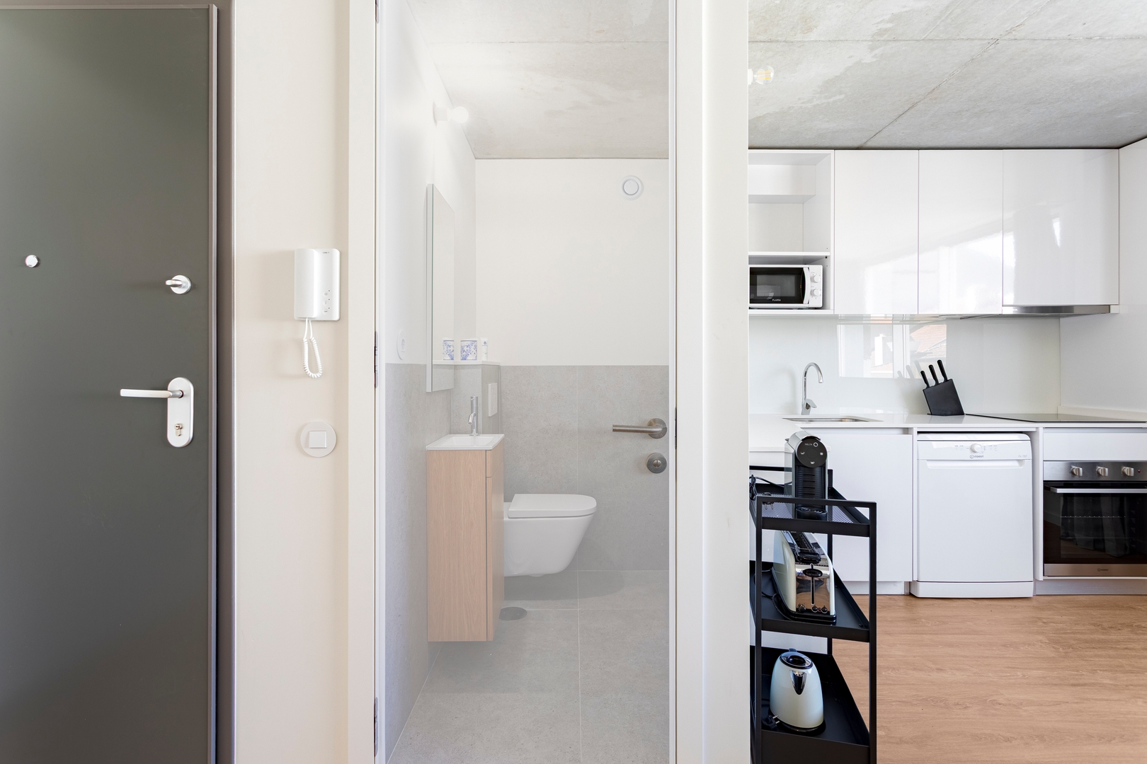 Modern Family Flats w/ Terrace by HostWise 46 Host Wise Booking