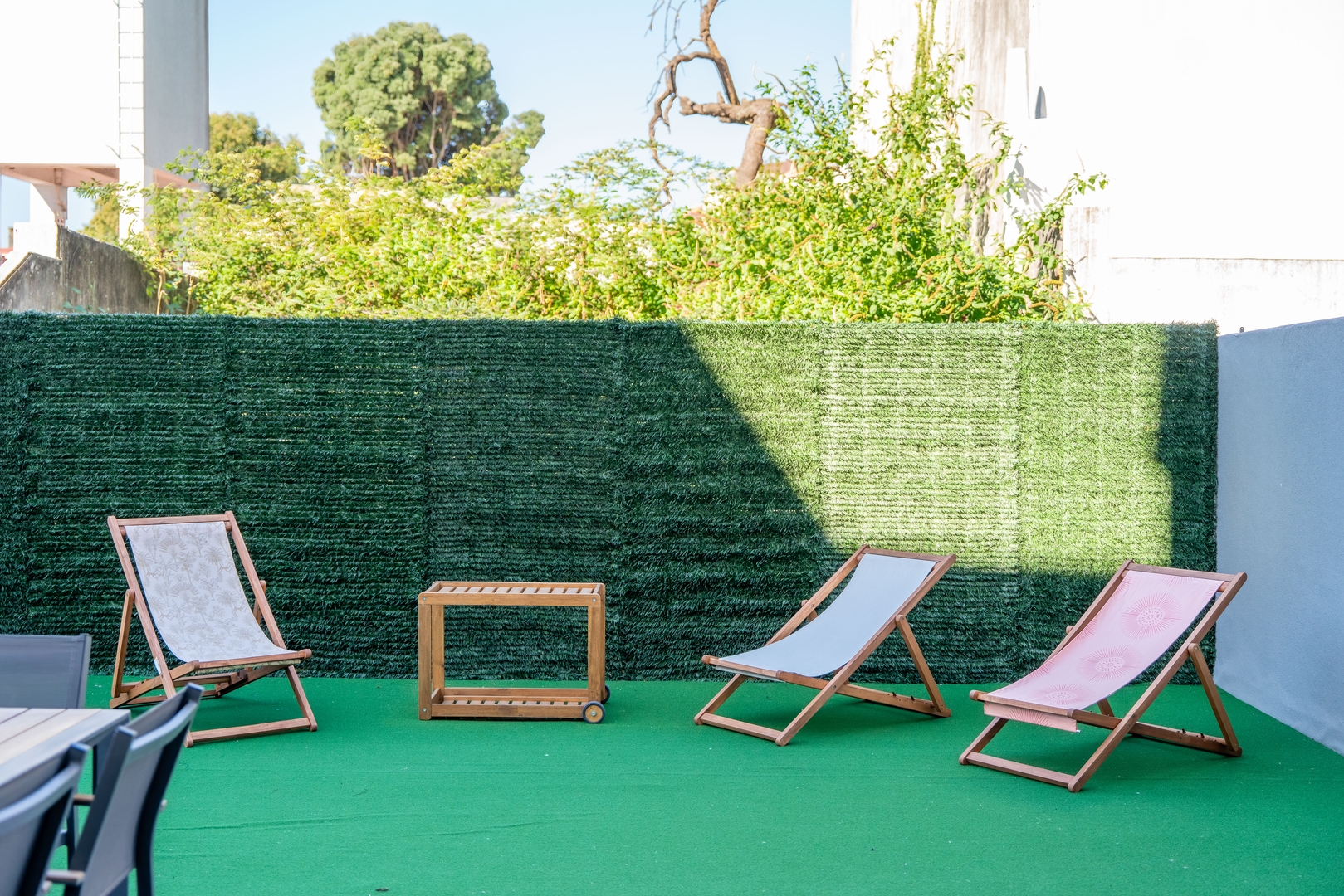 Urban Terrace & Stylish Living Spaces by HostWise 19 Host Wise Booking