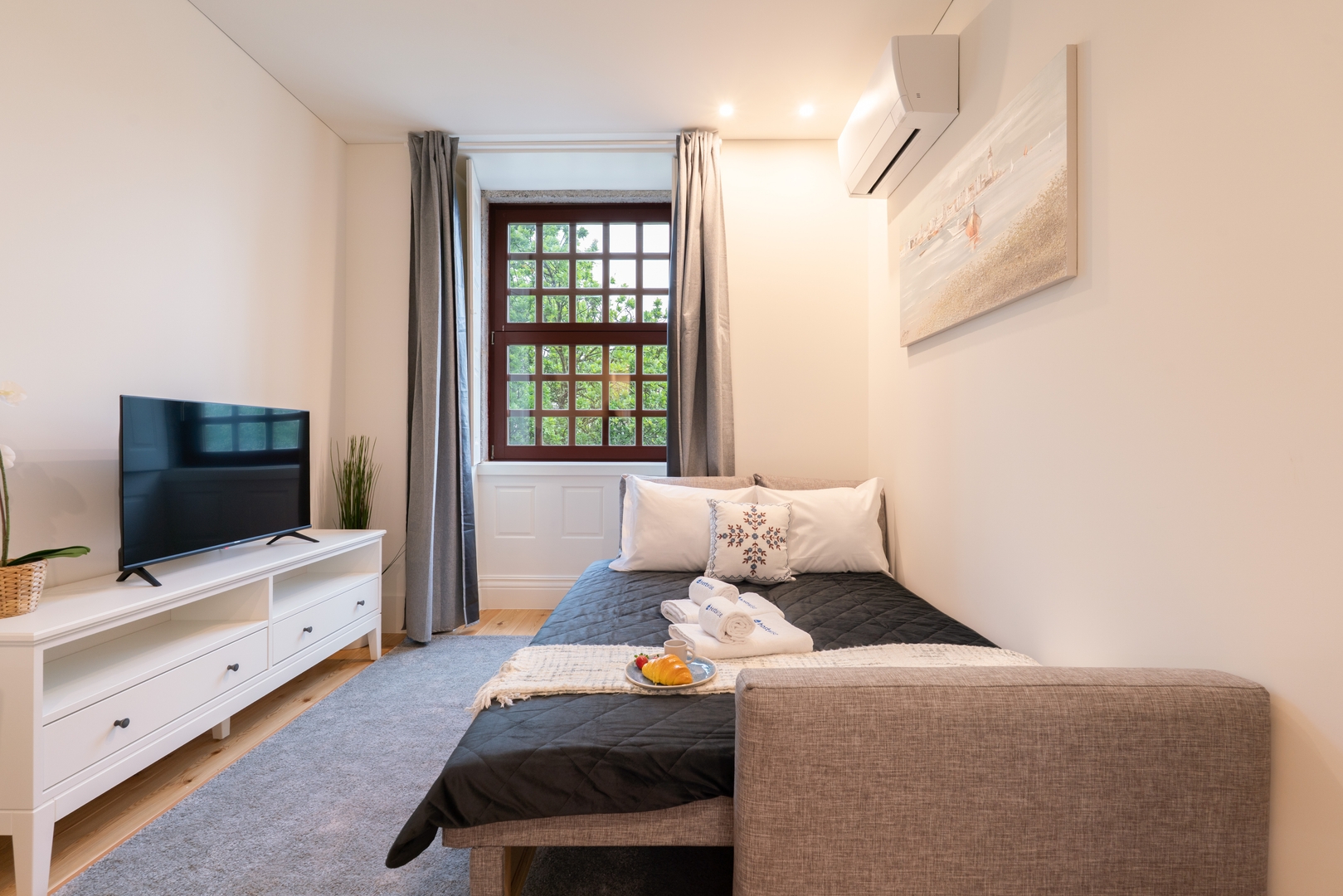 Modern Comfort in City Center by HostWise 7 Host Wise Booking