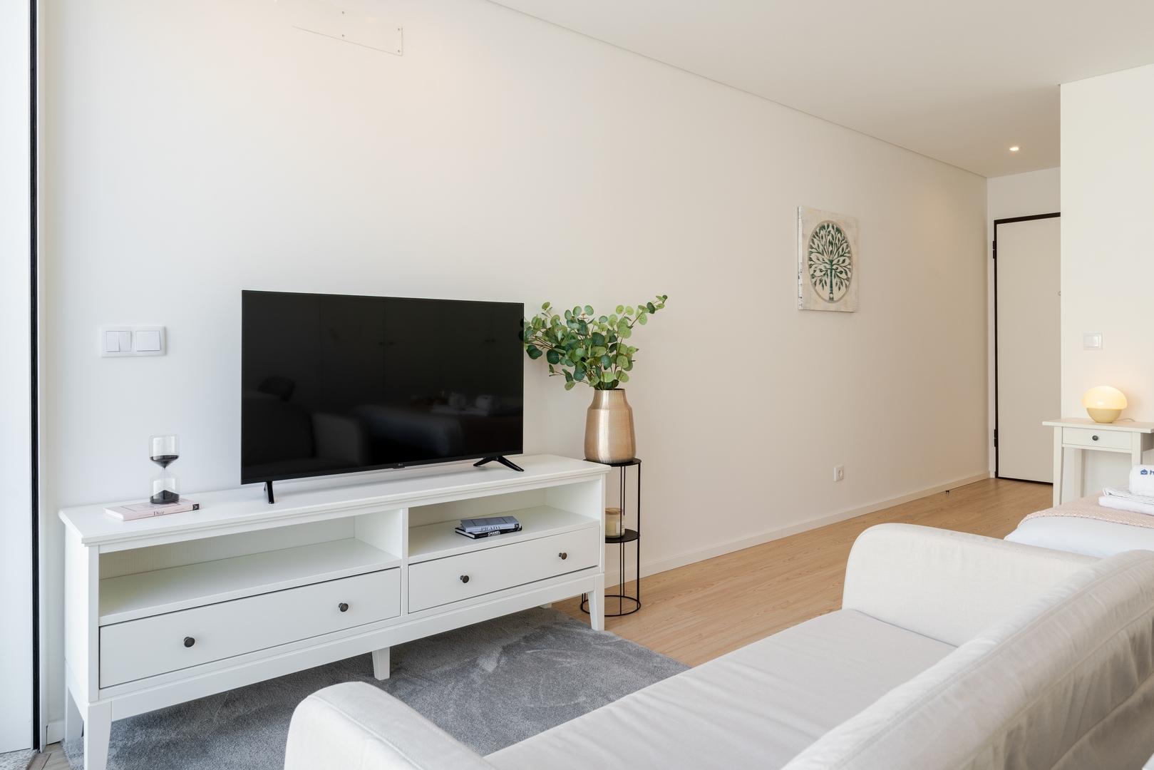 Elegant Studio w/ Balcony & Garage by HostWise 3 Host Wise Booking