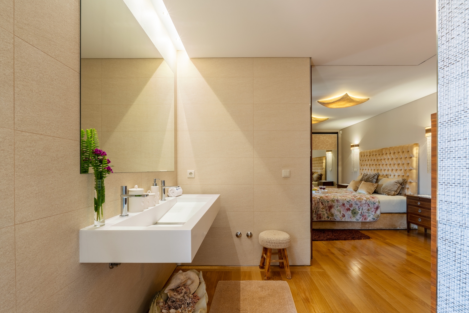 Classic Villa w/ Gym & Pool Access by HostWise 62 Host Wise Booking