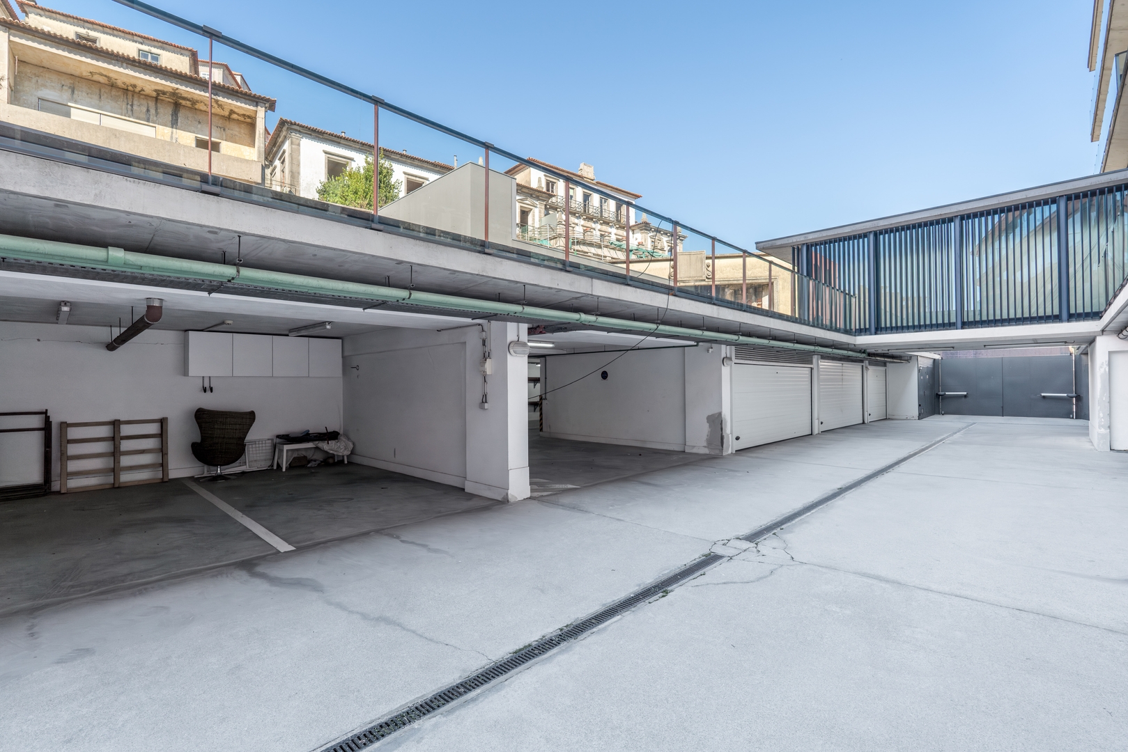 Stylish Open-Plan Flat with Swimming Pool by HostWise 59 Host Wise Booking