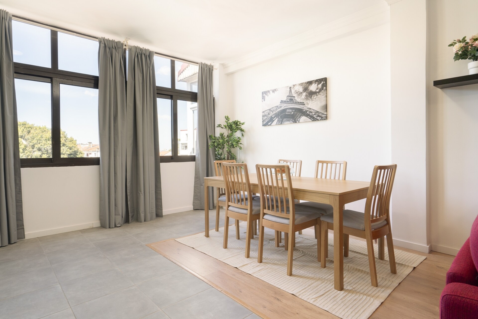 Host Wise - Comfy Minimalist Flat 3 Host Wise Booking