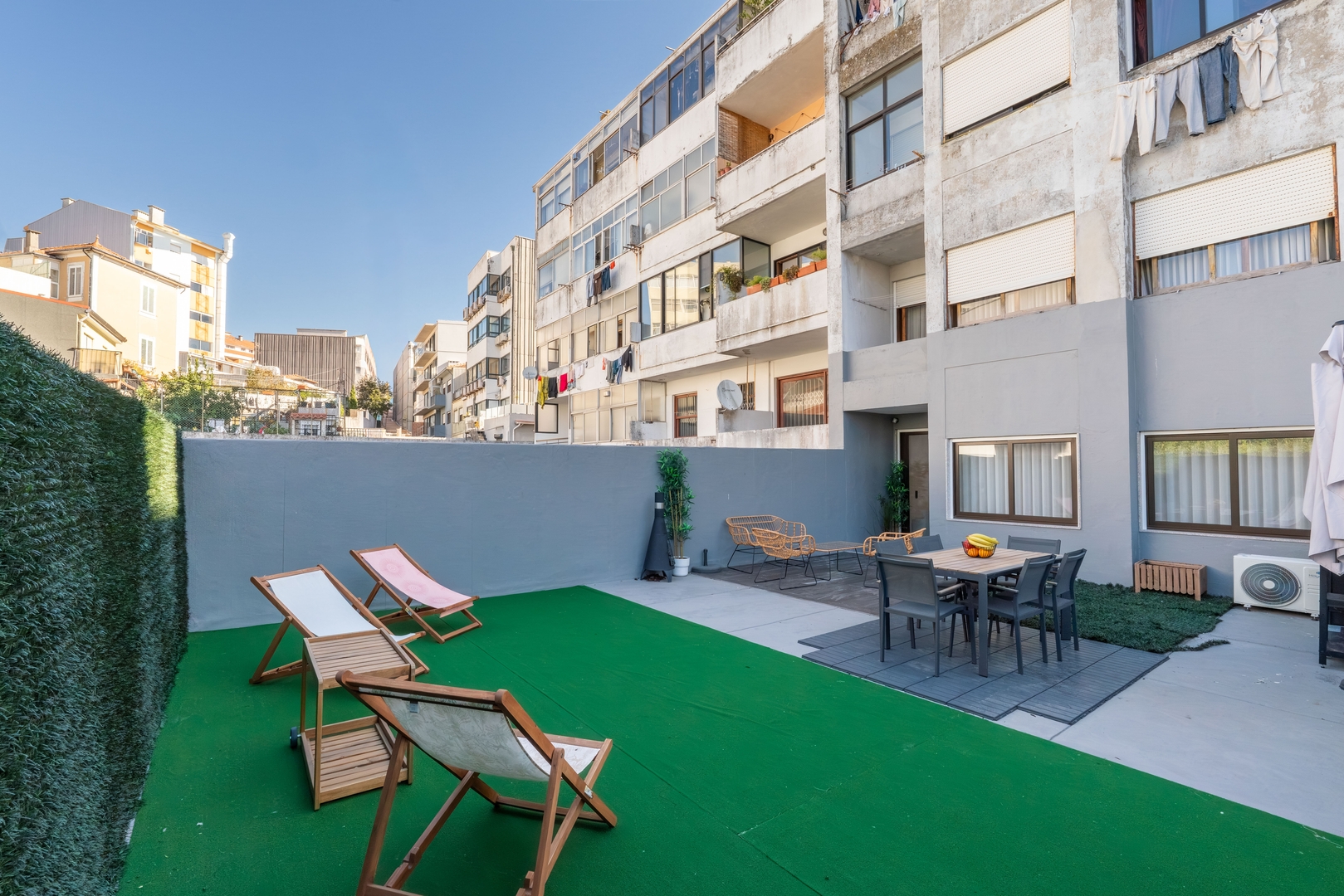 Urban Terrace & Stylish Living Spaces by HostWise 17 Host Wise Booking