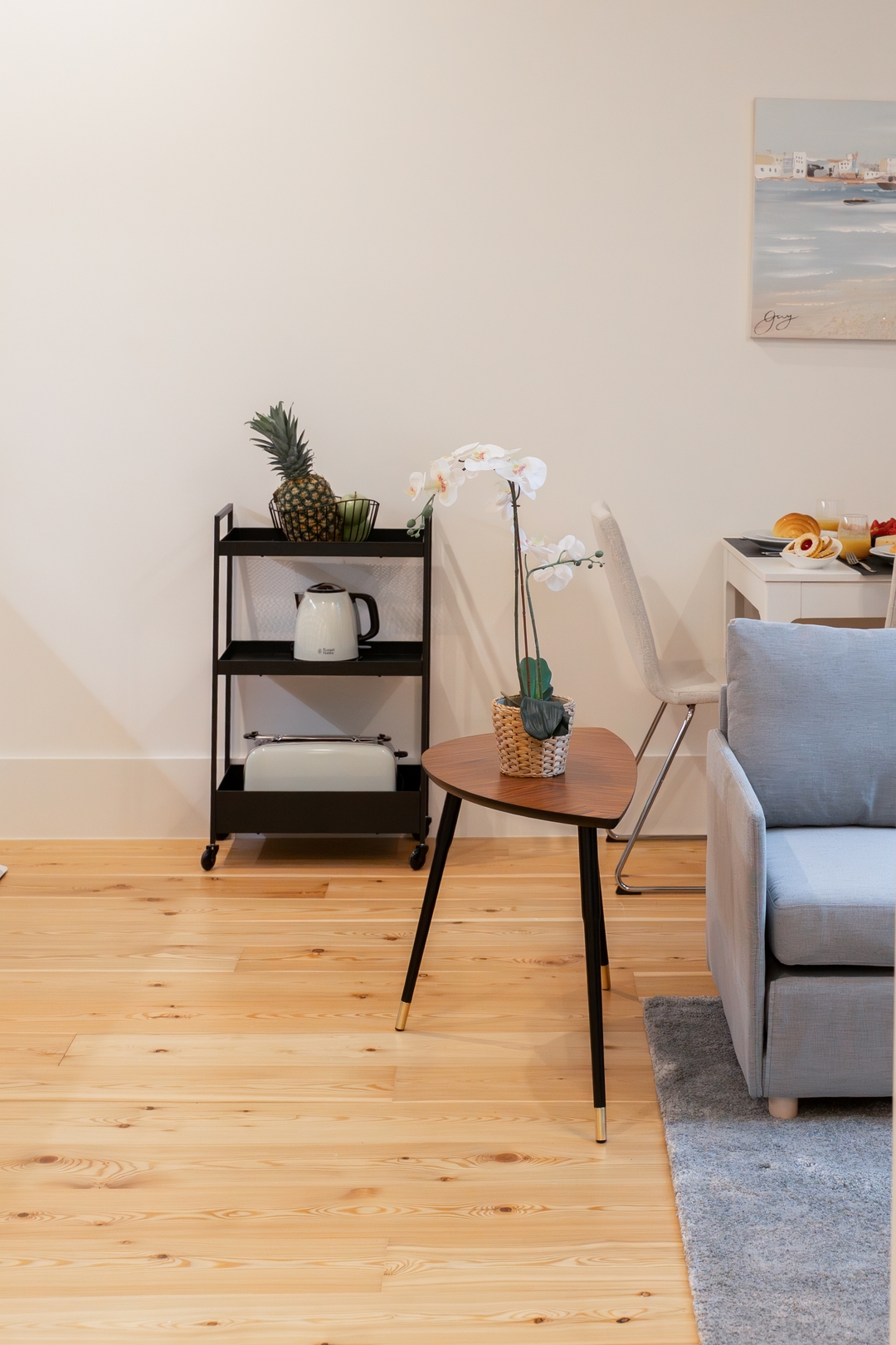 Modern & Cozy Flat by HostWise 16 Host Wise Booking