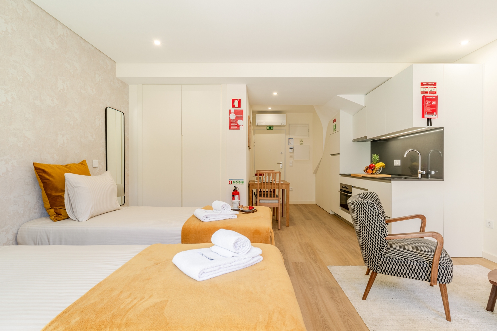 Stylish 2 Duplex & Patio Studio in Porto by HostWise 6 Host Wise Booking