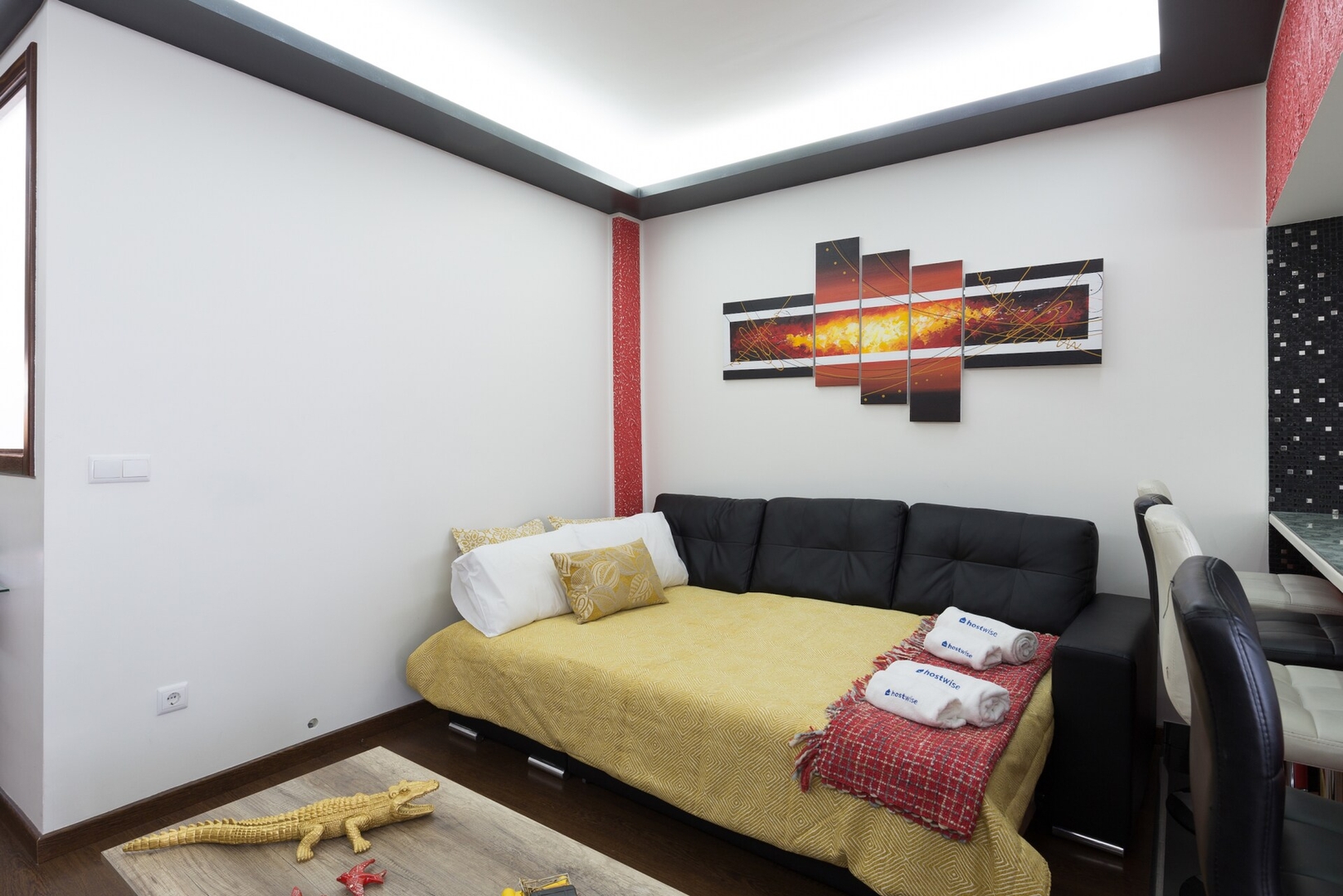 HostWise - Spacious Central Flat w/ Netflix 38 Host Wise Booking