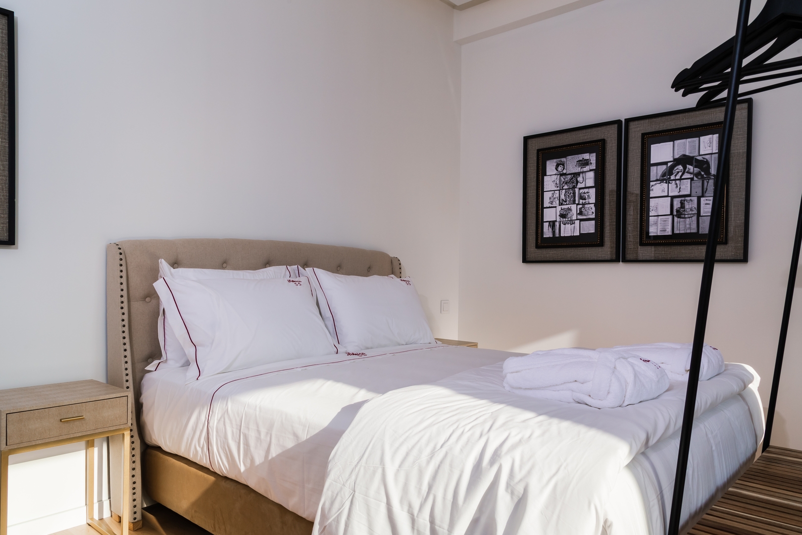 Central Apartments Stay Near Clérigos by HostWise 85 Host Wise Booking