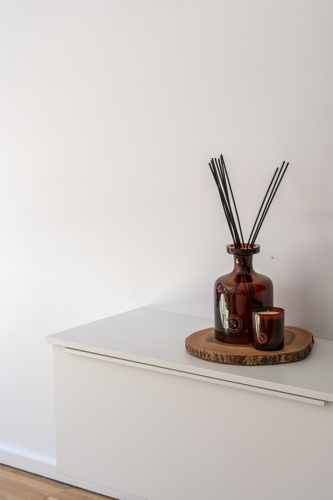 Stylish Open-Plan Flat with Swimming Pool by HostWise 46 Host Wise Booking