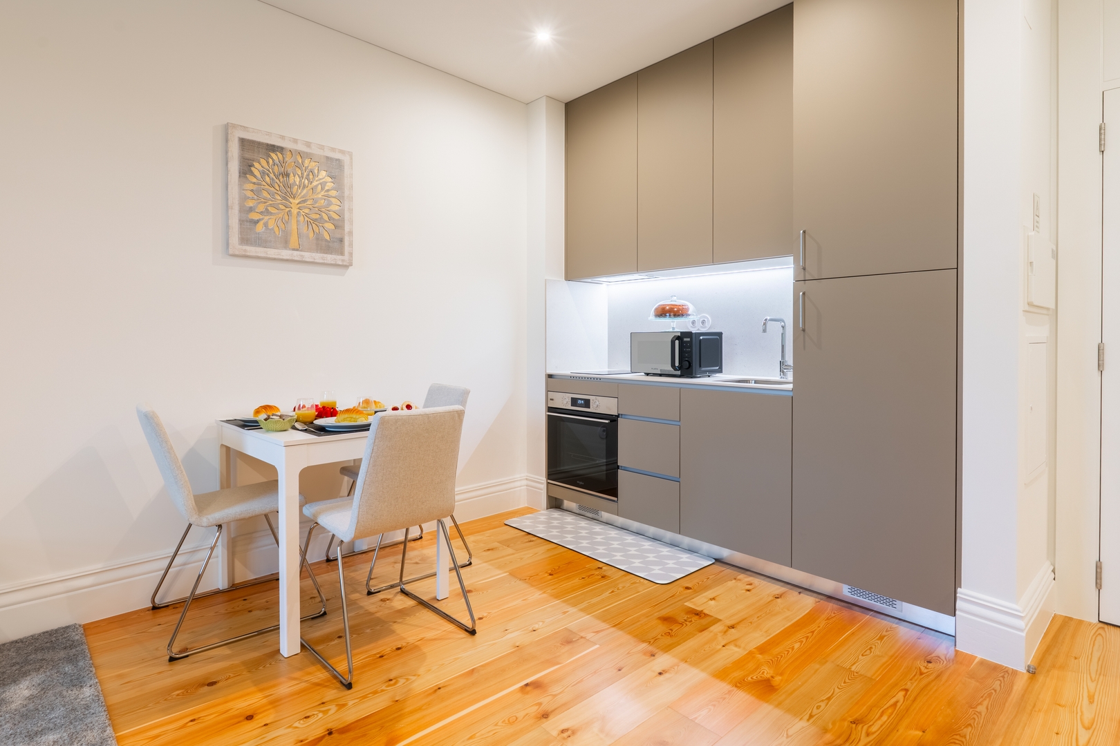 Modern Comfort in City Center by HostWise 33 Host Wise Booking