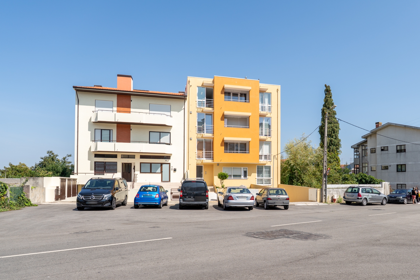 Bright Flat with Balcony & Garage by HostWise 47 Host Wise Booking