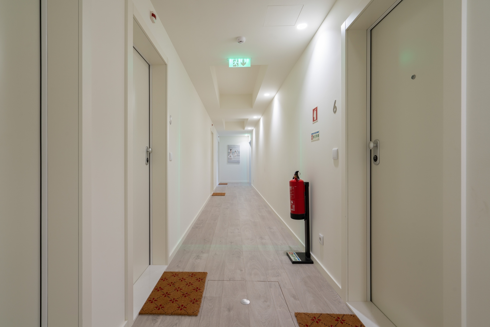 3 Cozy Flats with Private Patios by HostWise 48 Host Wise Booking