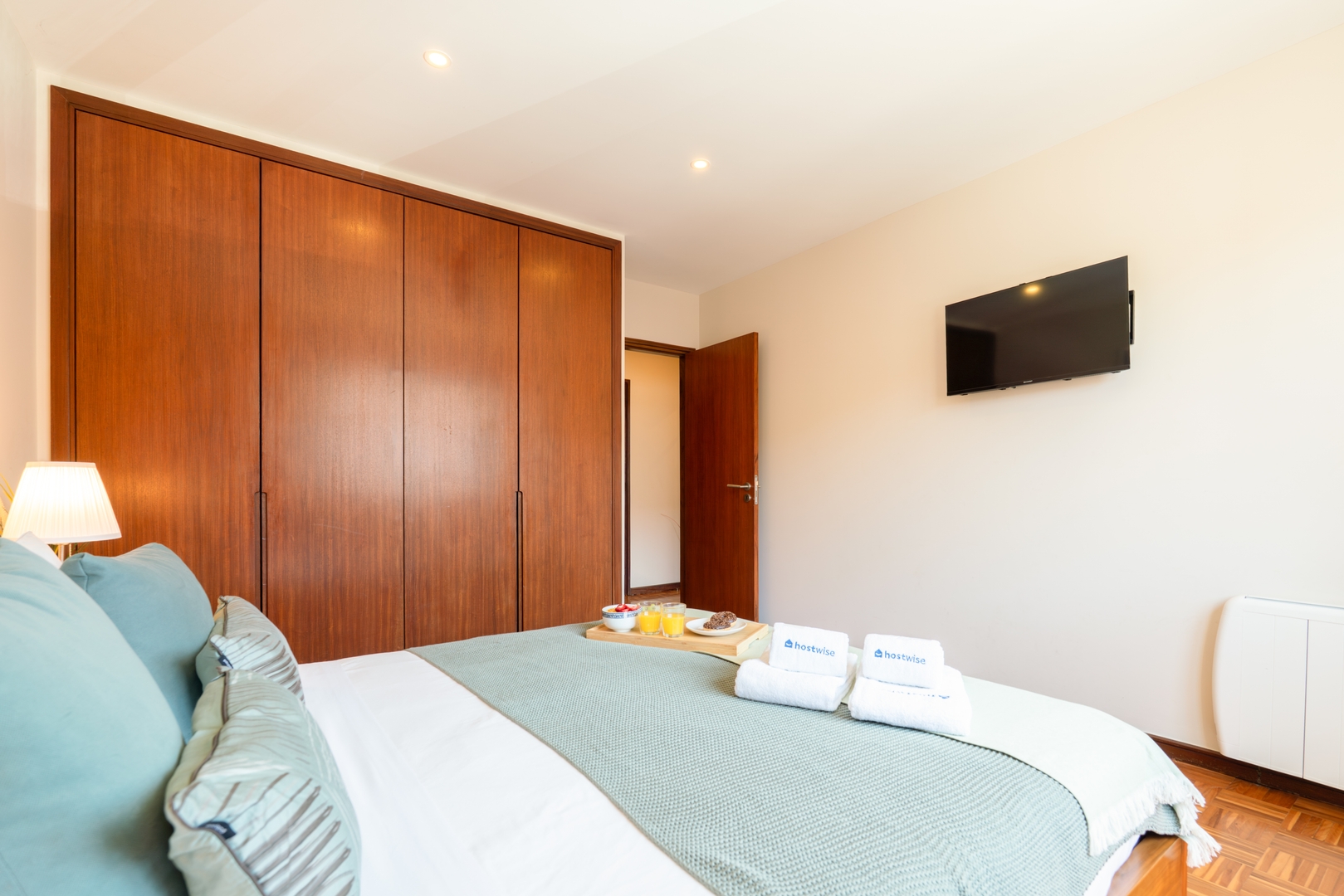 Bright & Spacious Flat by Host Wise 12 Host Wise Booking