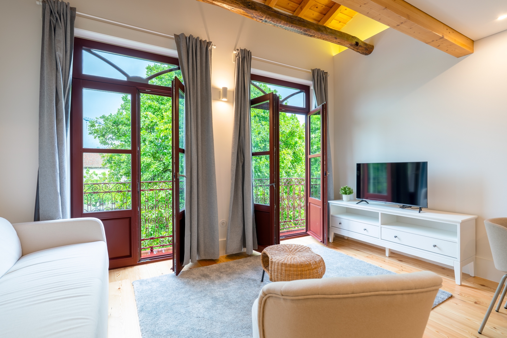 Spacious & Family Flats by HostWise 19 Host Wise Booking