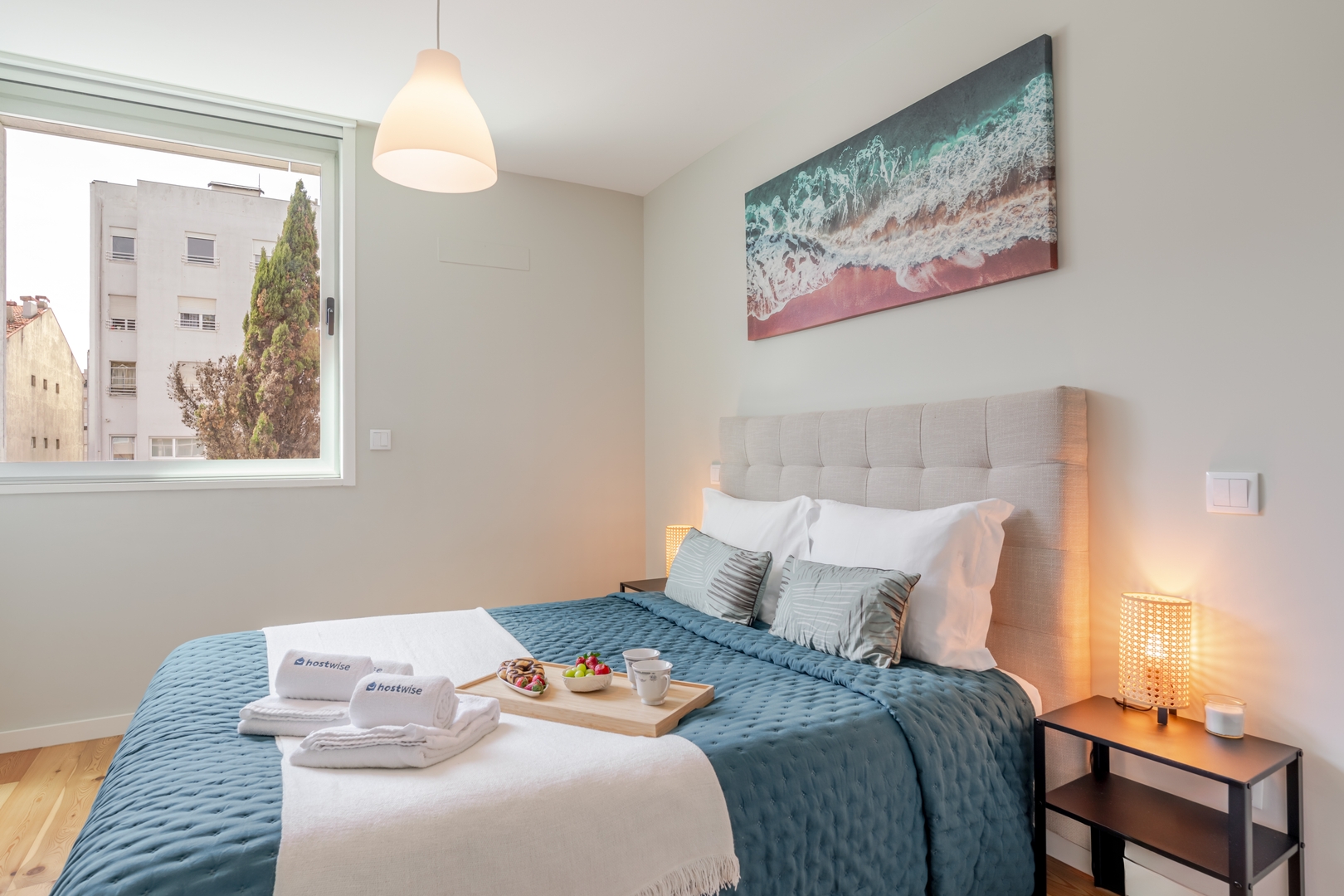 HostWise – Modern & Cozy Flat | Near the Beach 5 Host Wise Booking