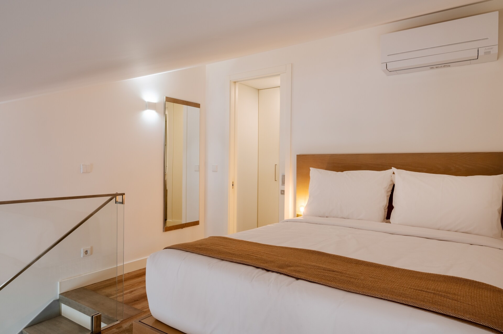 Host Wise - Fervença Boutique Palace 15 6 Host Wise Booking