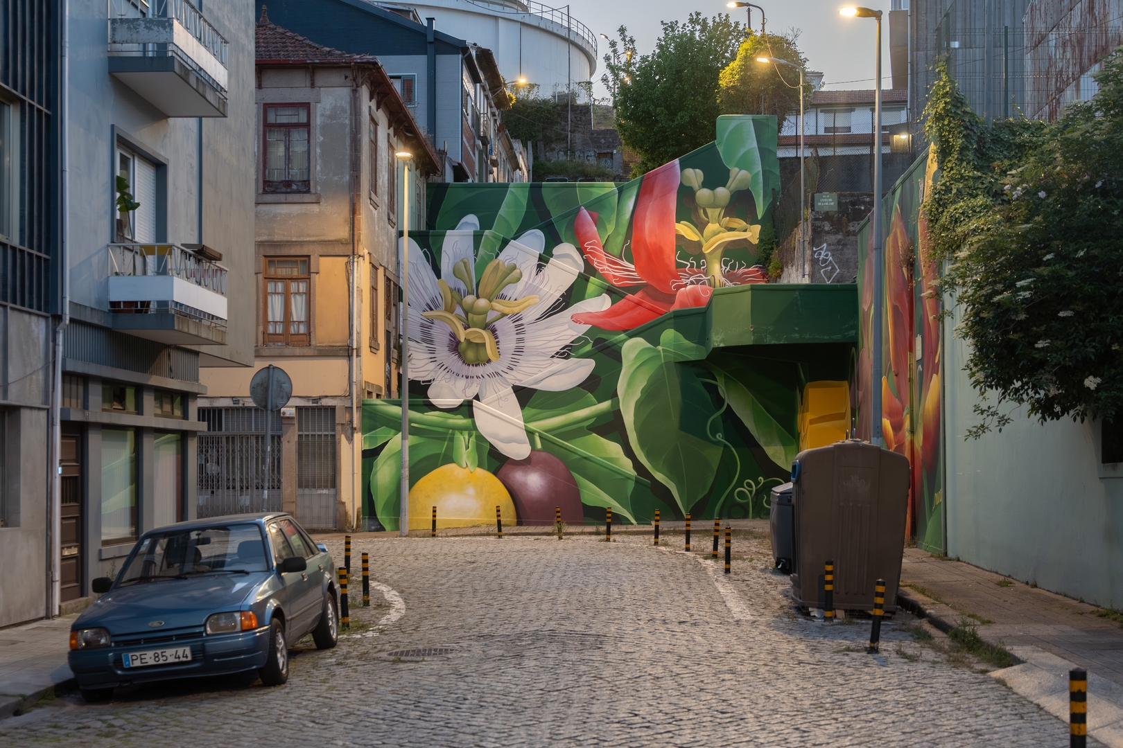 Stylish 2 Duplex & Patio Studio in Porto by HostWise 22 Host Wise Booking