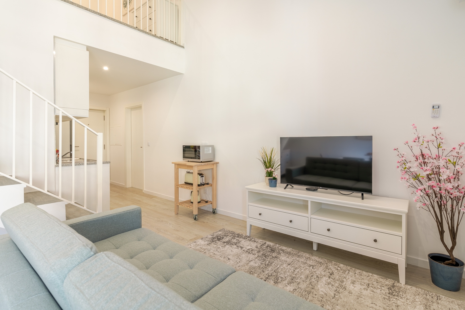 Terrace Studios & Bright Duplex by HostWise 38 Host Wise Booking