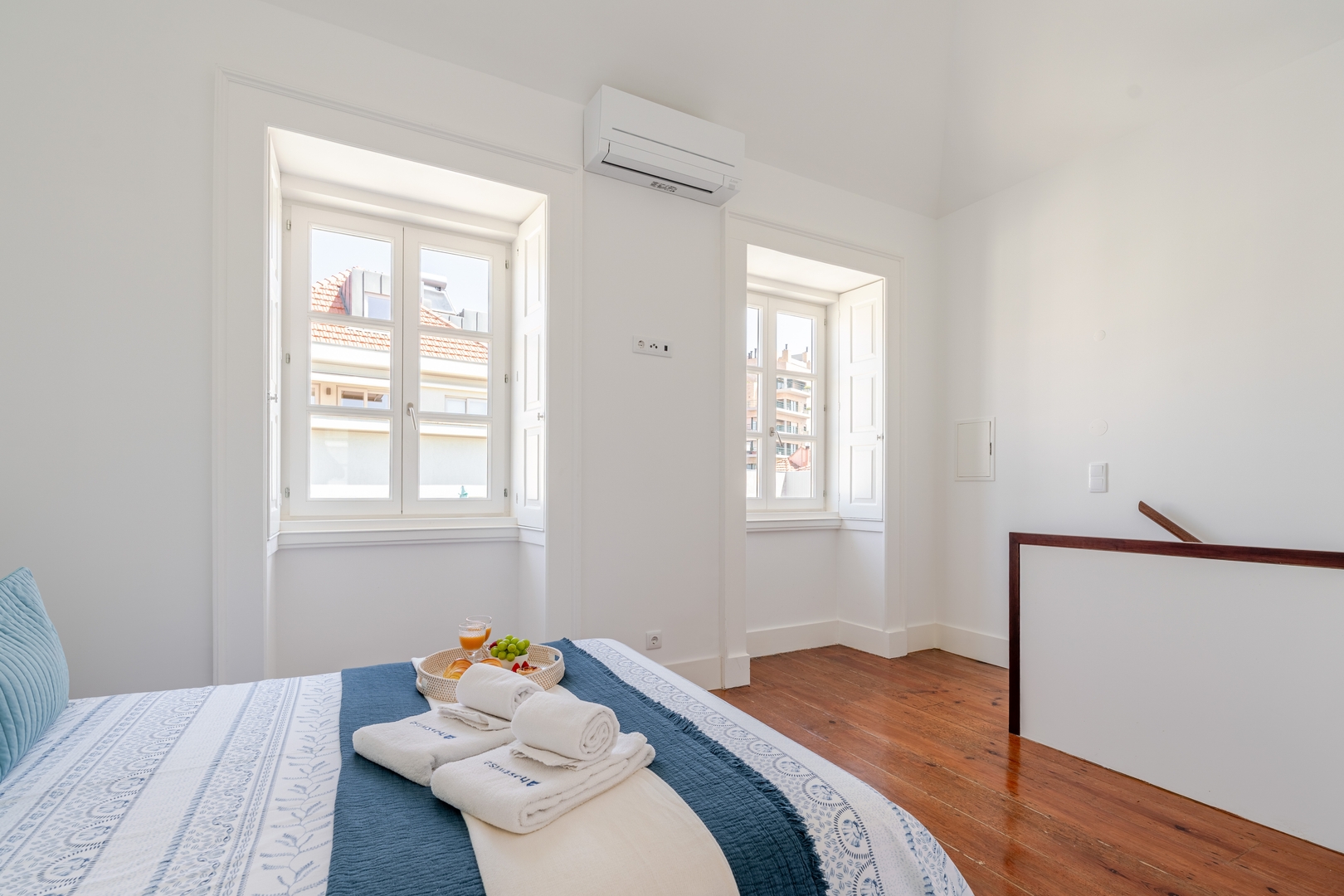 Bright Flat in Historic Foz House by HostWise 7 Host Wise Booking