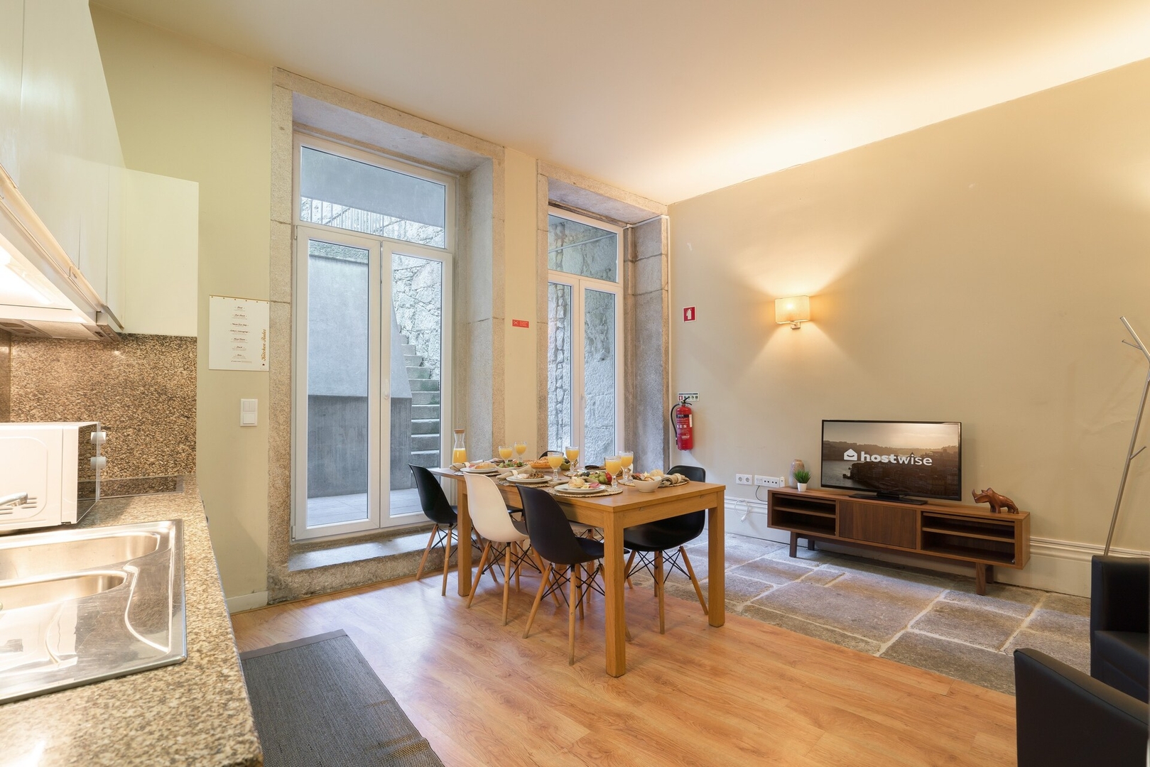 Cozy Sunny Flat | City Center by HostWise 12 Host Wise Booking