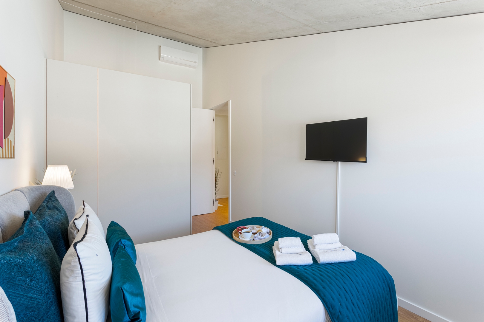 Modern Family Flats w/ Terrace by HostWise 33 Host Wise Booking