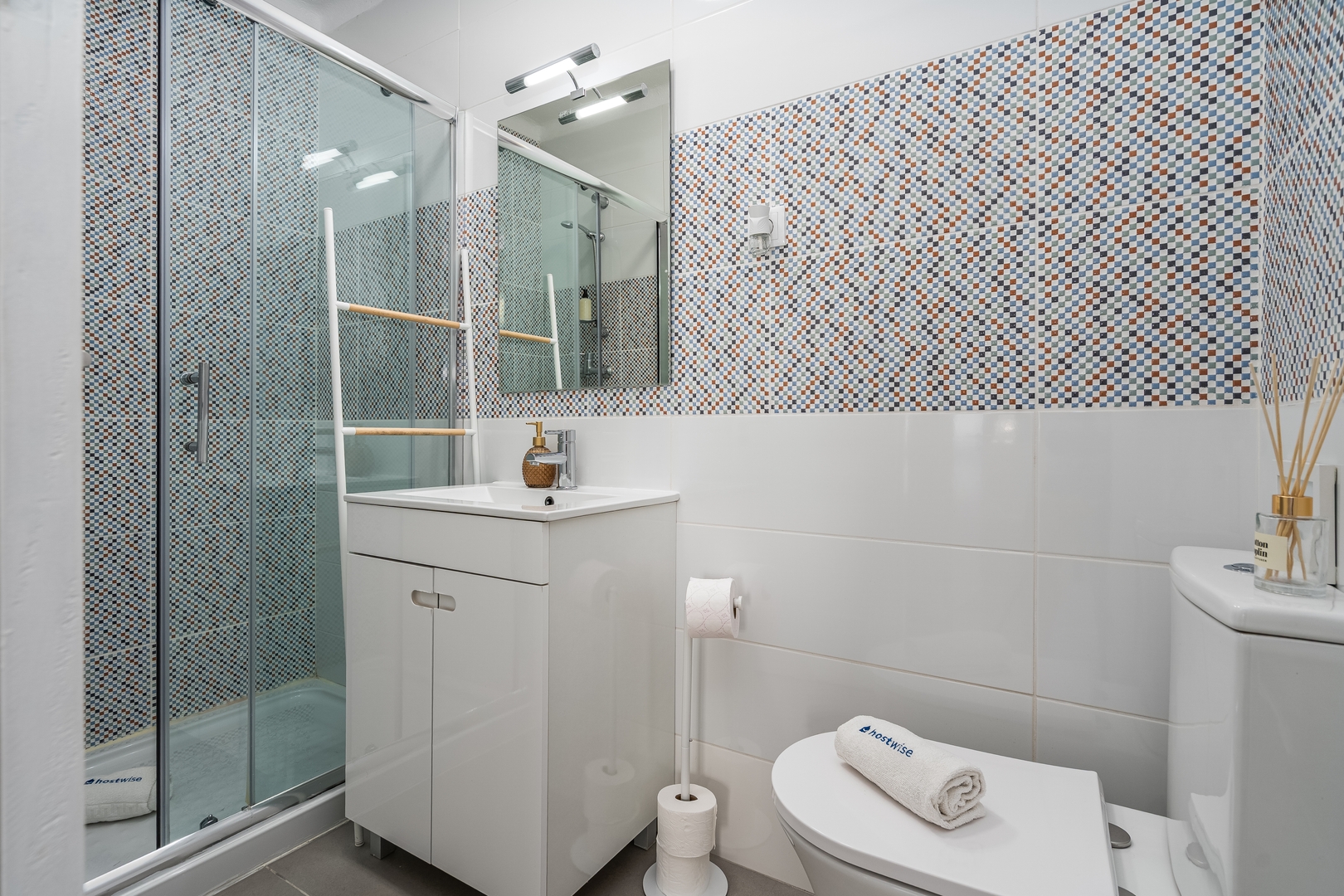 Vilamoura Retreat with Pool & Balcony by HostWise 25 Host Wise Booking