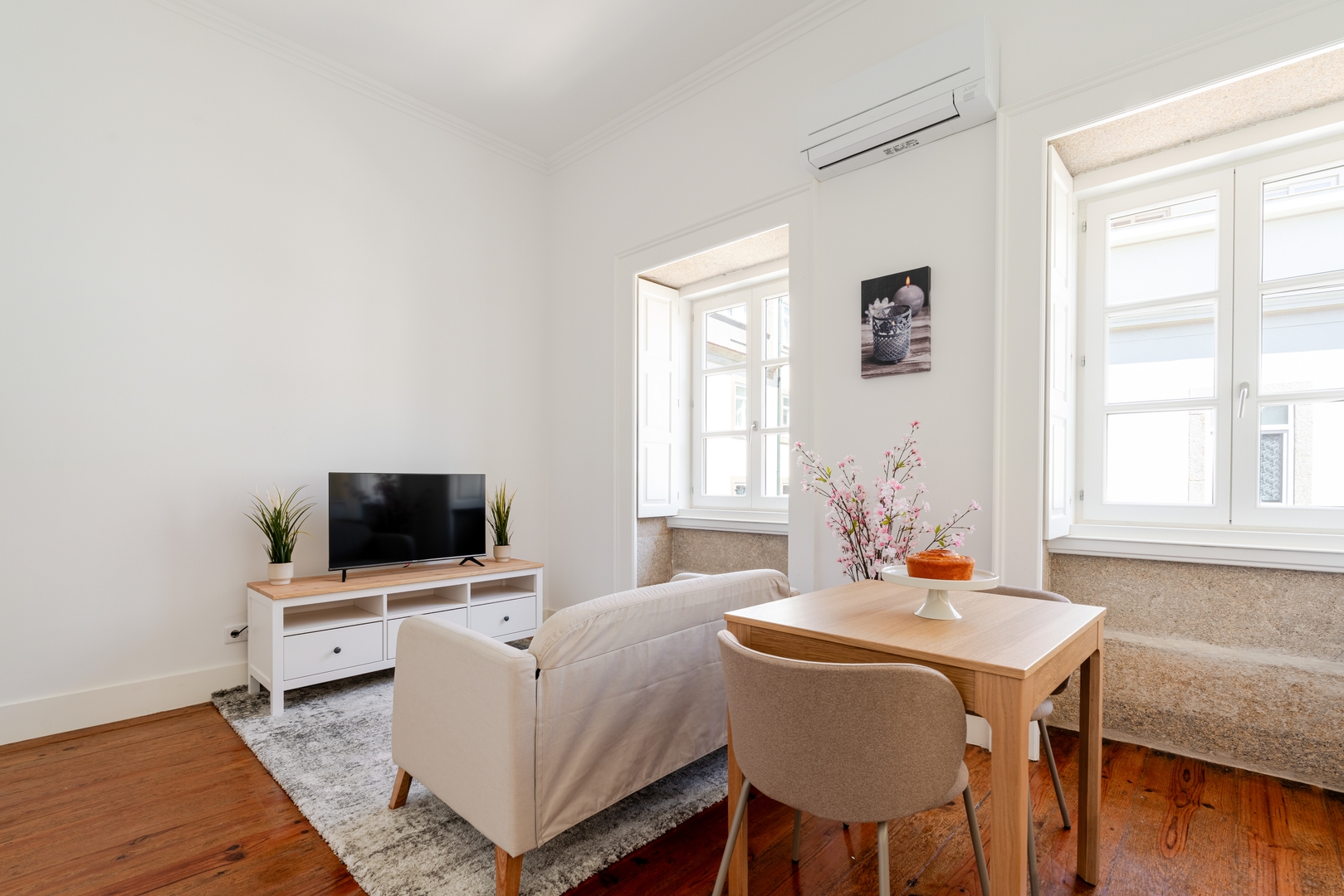 Bright Flat in Historic Foz House by HostWise Host Wise Booking