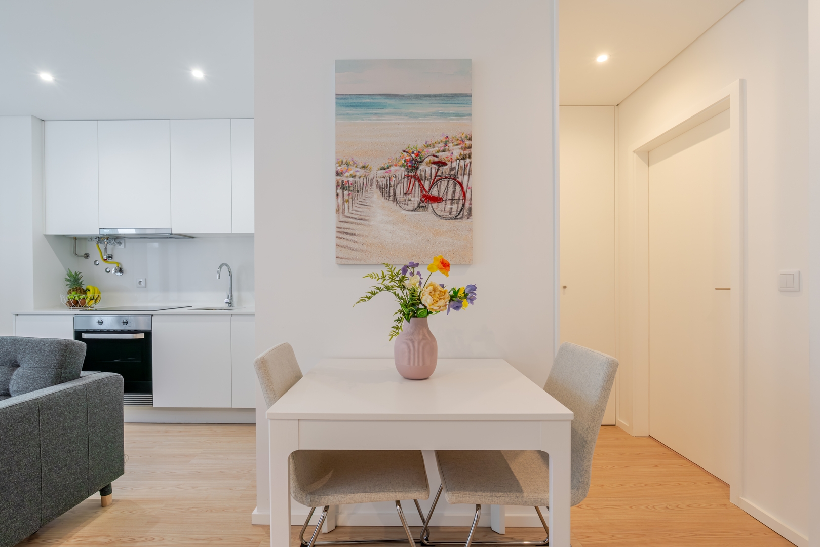 Balcony Studios & Parking in Leça by HostWise 9 Host Wise Booking