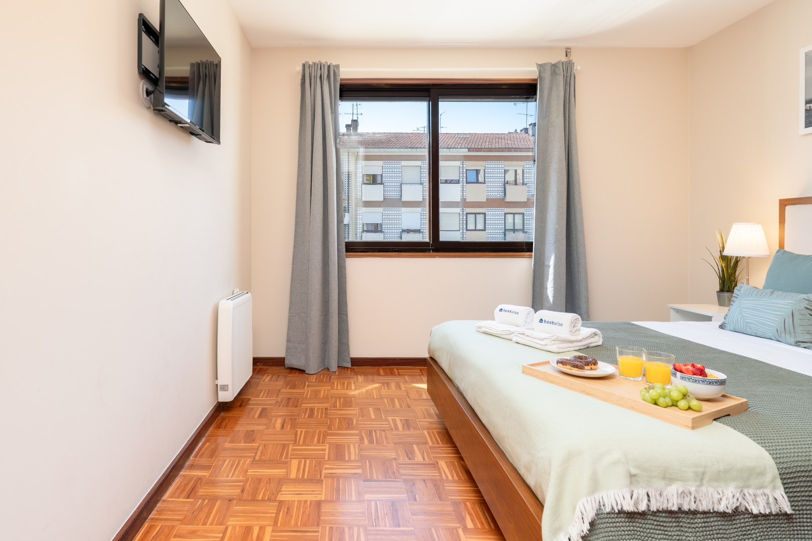 Bright & Spacious Flat by Host Wise 10 Host Wise Booking