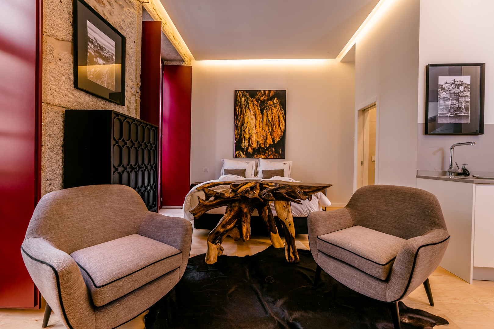 Designer Building Stay Near Clérigos by HostWise Host Wise Booking