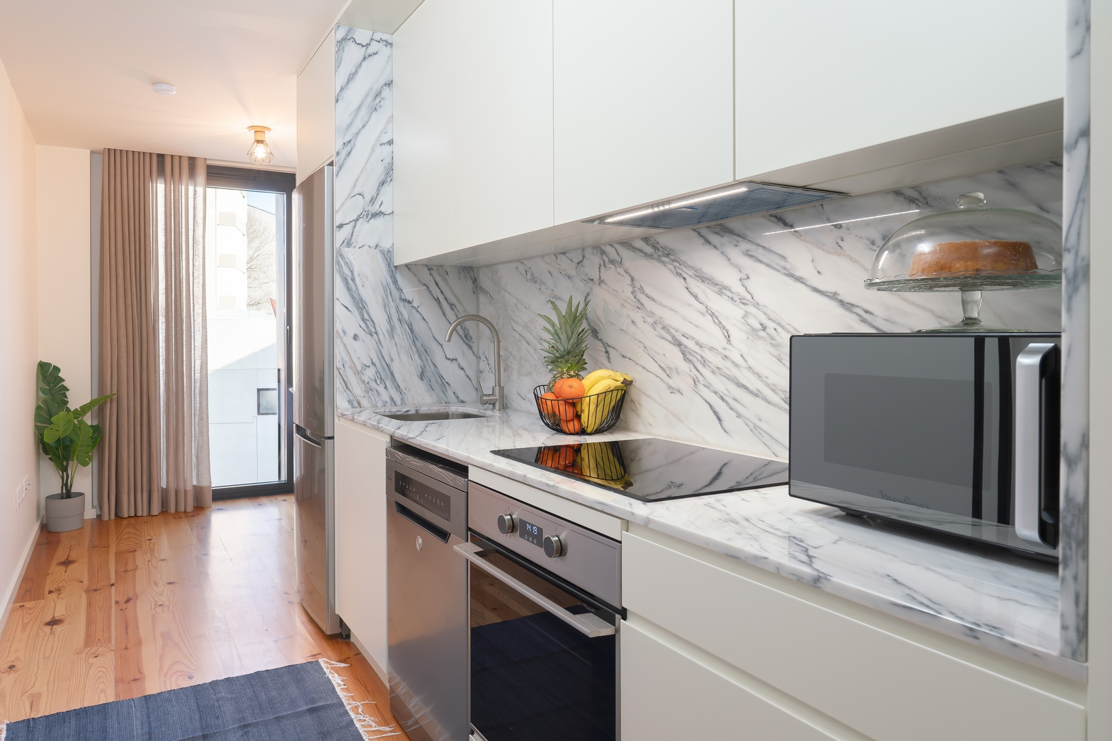 Host Wise - Stylish Studio in Porto Downtown 2 Host Wise Booking