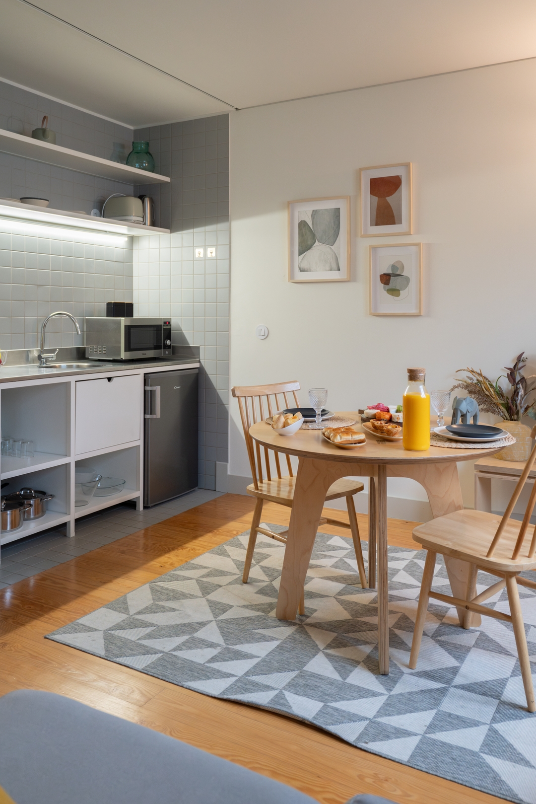 Dual Sunny Studios in Old Guimarães by HostWise 50 Host Wise Booking