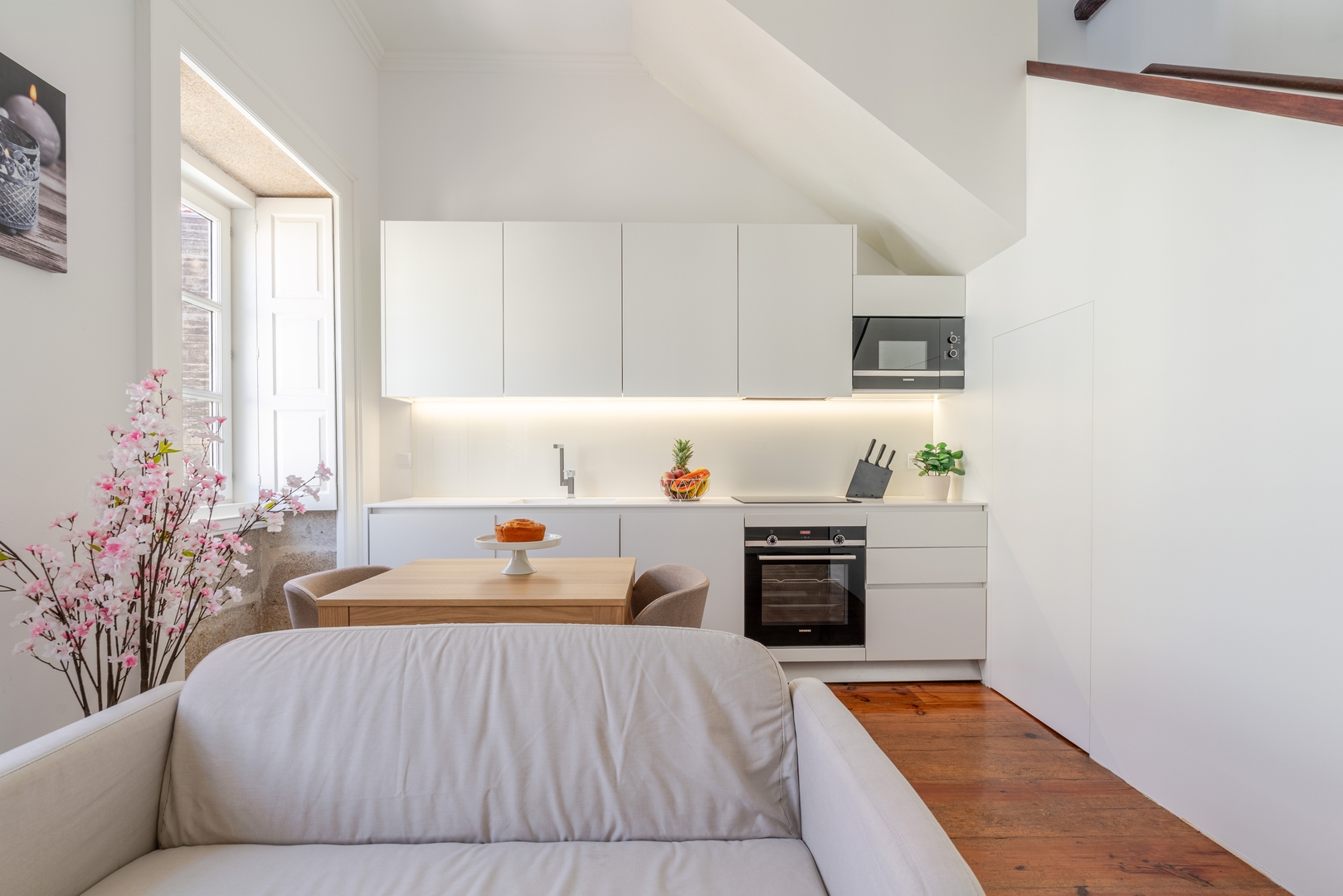 Bright Flat in Historic Foz House by HostWise 18 Host Wise Booking