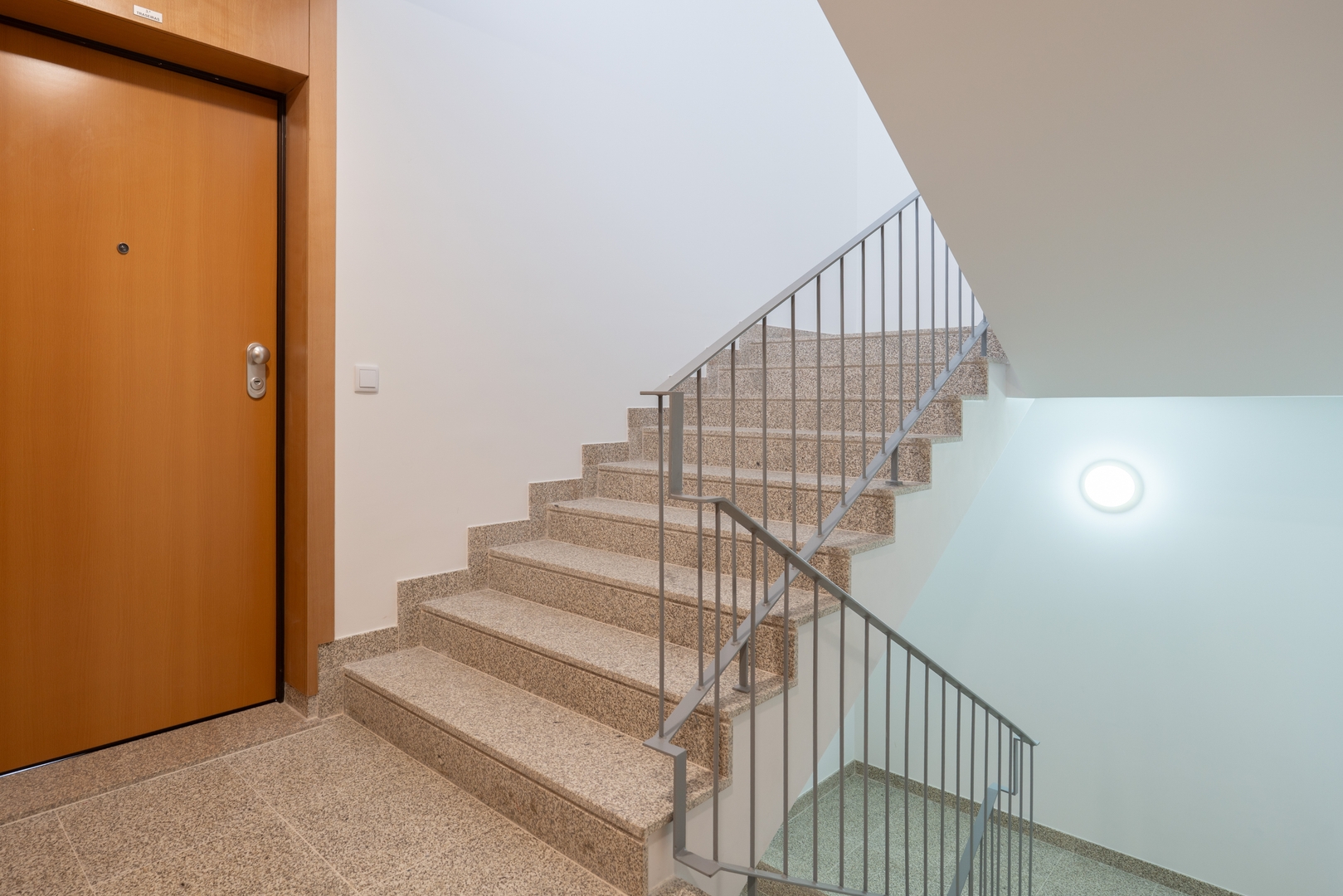 Balcony Studios & Parking in Leça by HostWise 32 Host Wise Booking