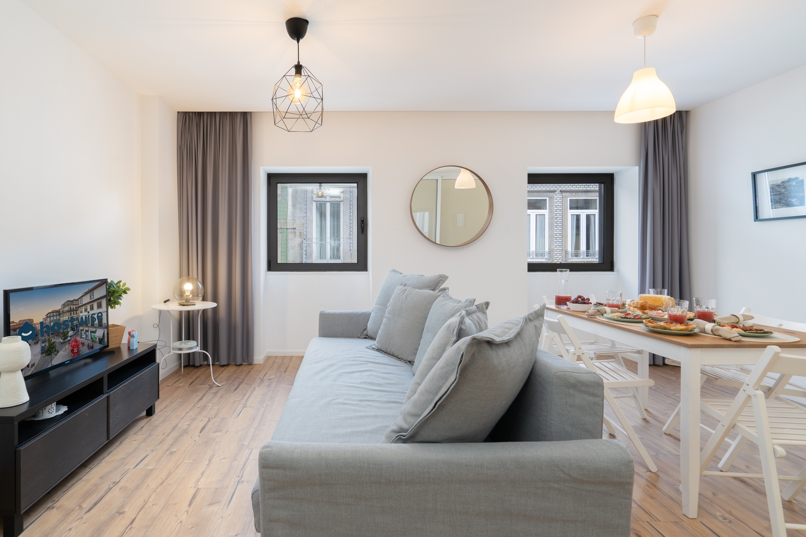Host Wise - Precious Comfortble Flat | Central 21 Host Wise Booking