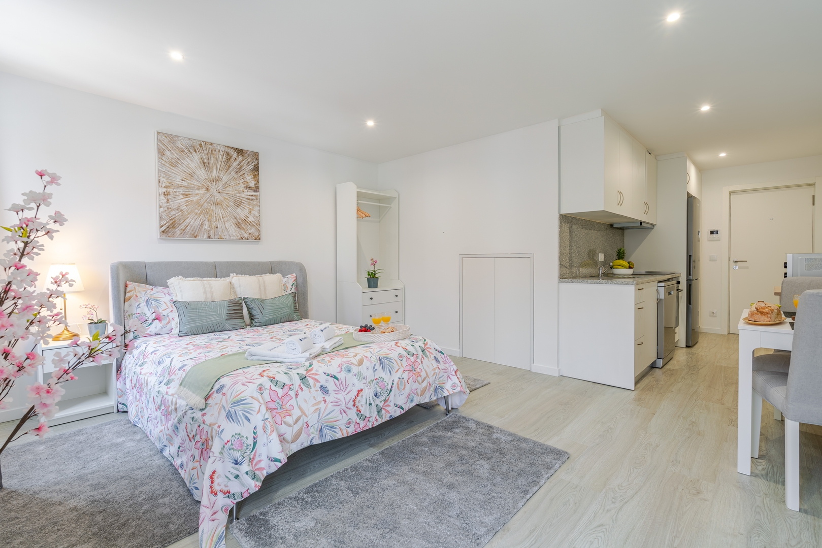 Terrace Studios & Bright Duplex by HostWise 20 Host Wise Booking