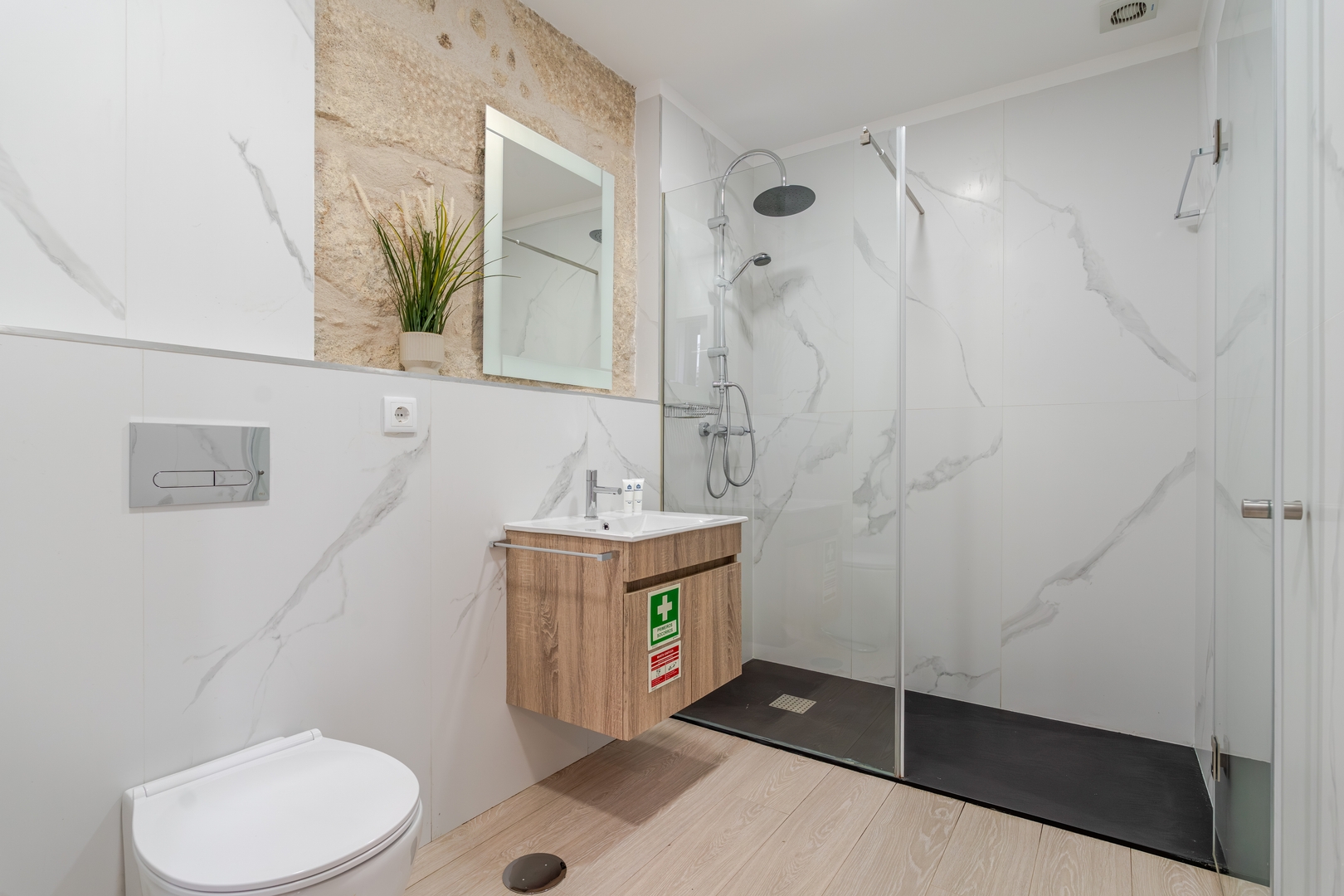 Authentic Studio 1 with Terrace by HostWise 4 Host Wise Booking